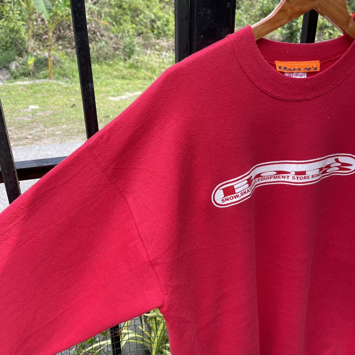 Vintage 🔥Vintage 90s Bong Big Center Box Logo Surf Skate Sweatshirts Size US M / EU 48-50 / 2 - 7 Thumbnail