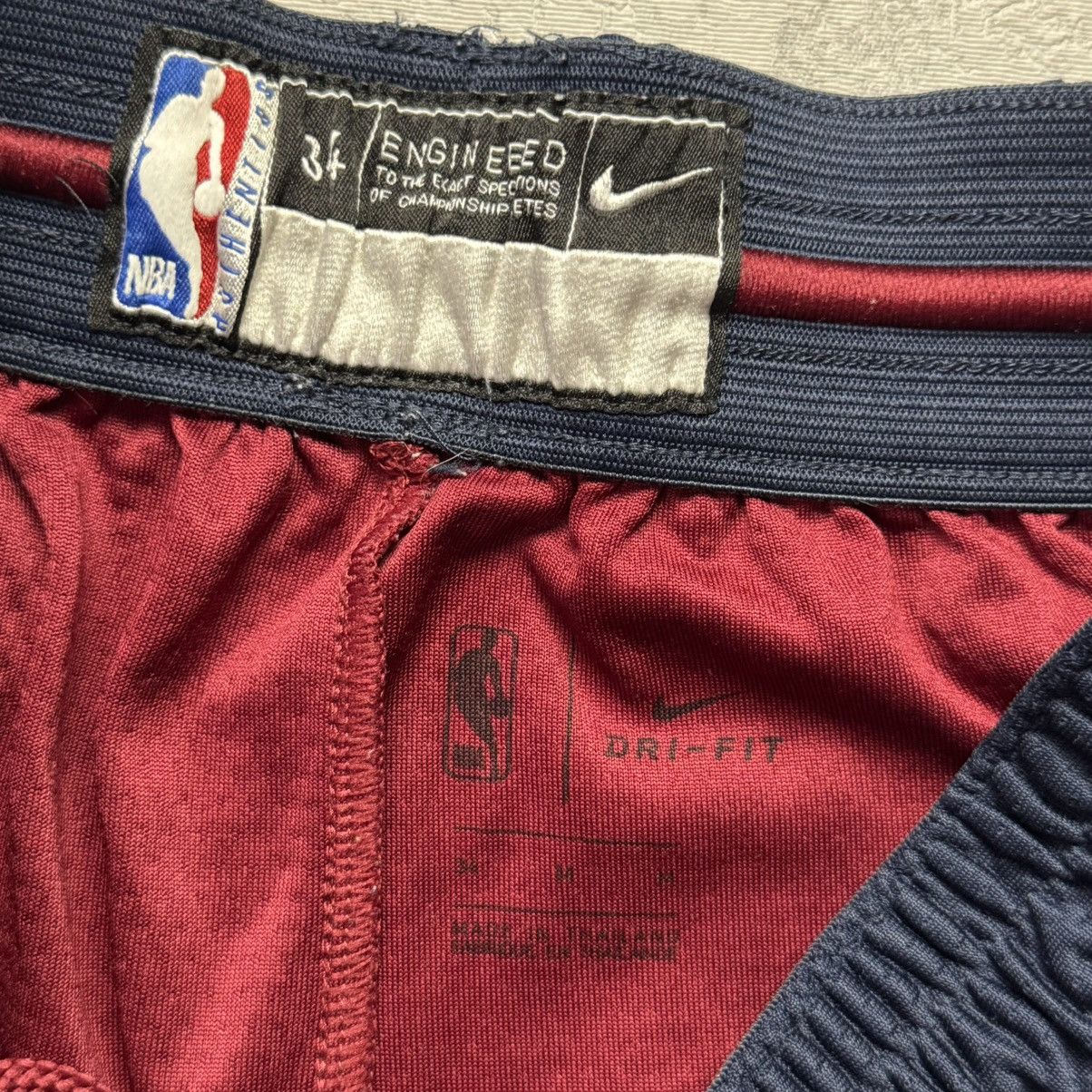 NBA Nike NBA Cleveland Cavaliers Shorts Size M Size US 32 / EU 48 - 9 Thumbnail