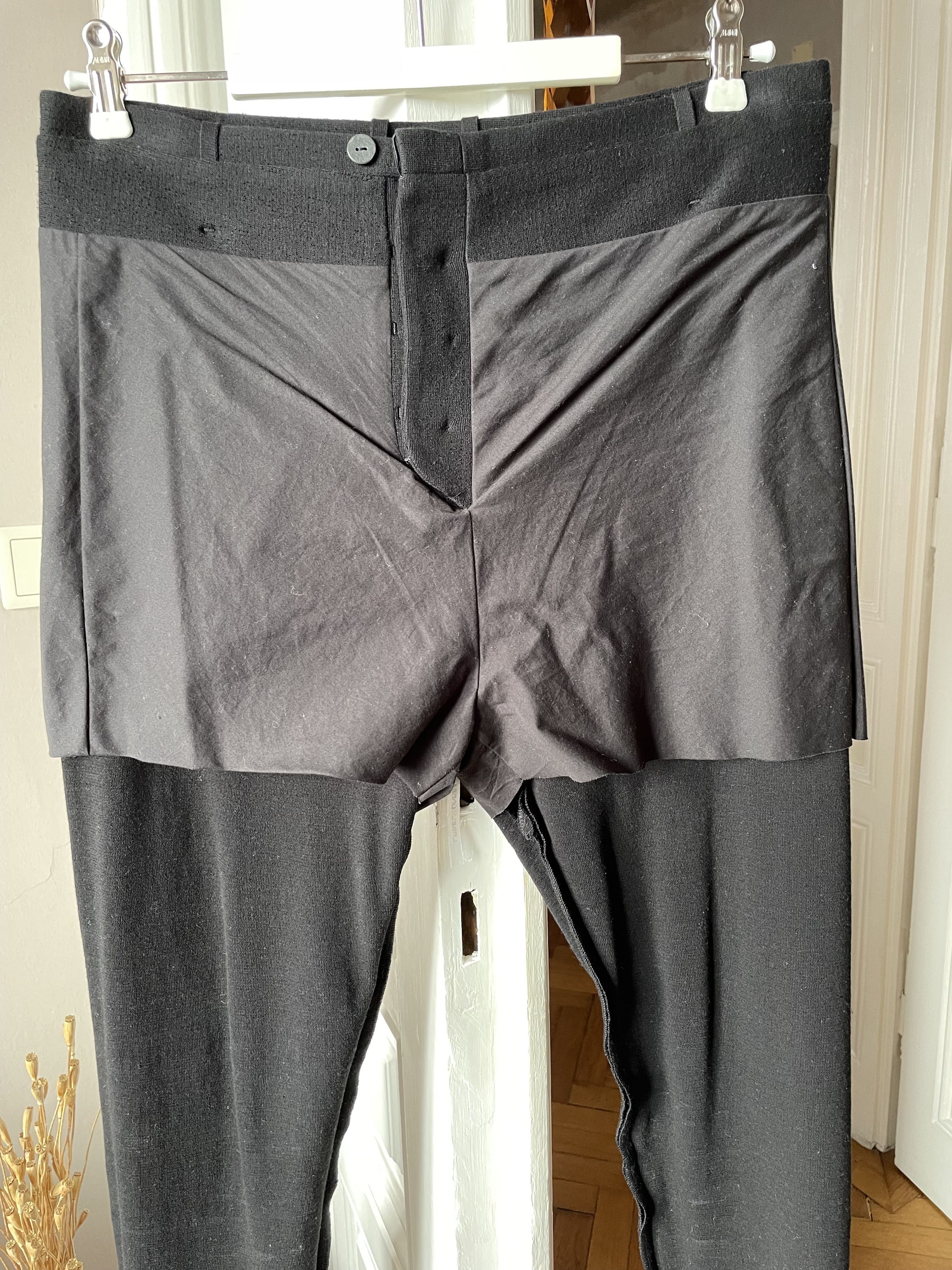 Label Under Construction LABEL UNDER CONSTRUCTION Slim Fit One Cut Pants SIZE 46 Size US 30 / EU 46 - 16 Thumbnail