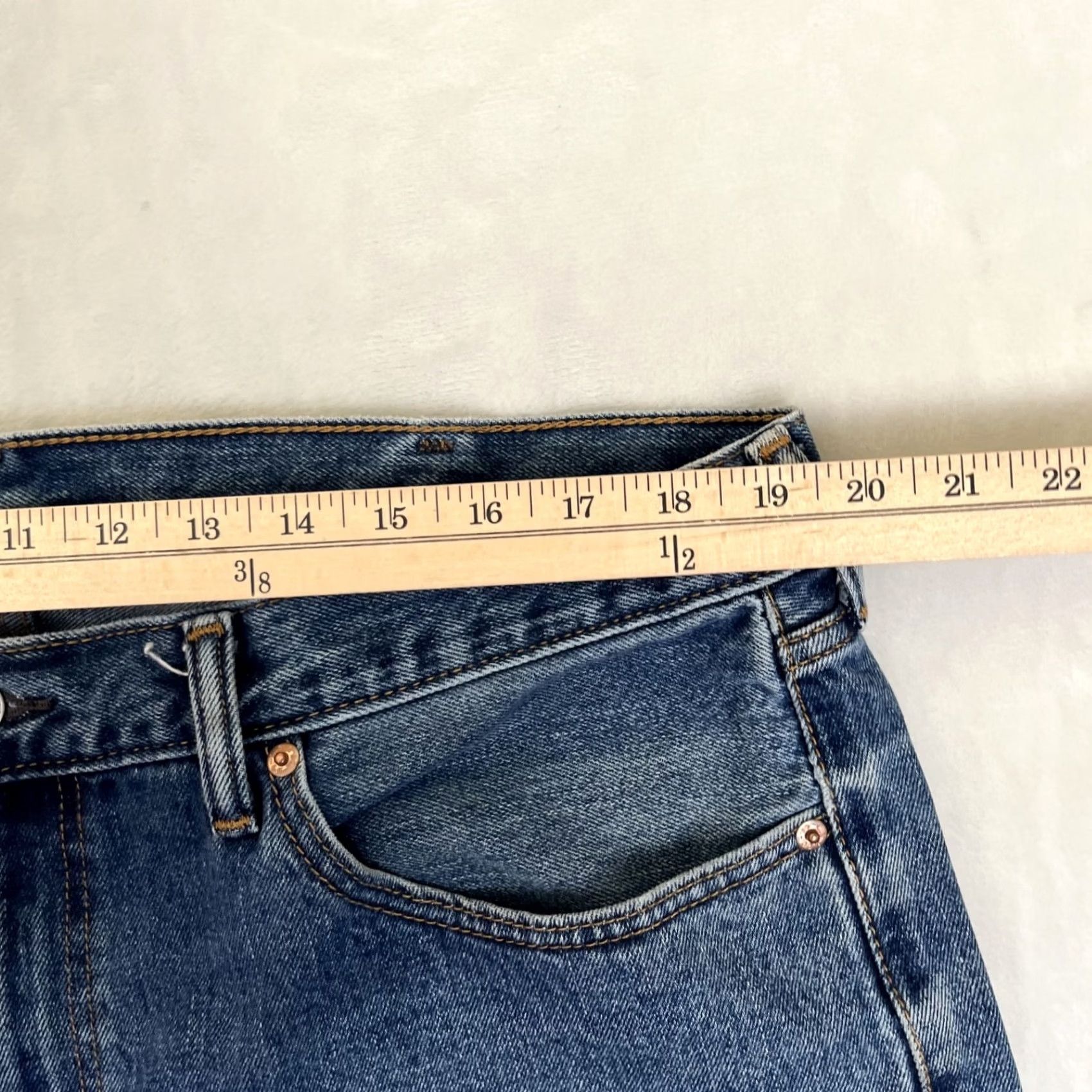 Levi's VINTAGE Levi’s 505 Jeans Blue Denim 40x34 Medium Wash 90s USA Levi's 500 Series Mens Straight 5-Pocket Design Size US 40 / EU 56 - 6 Thumbnail