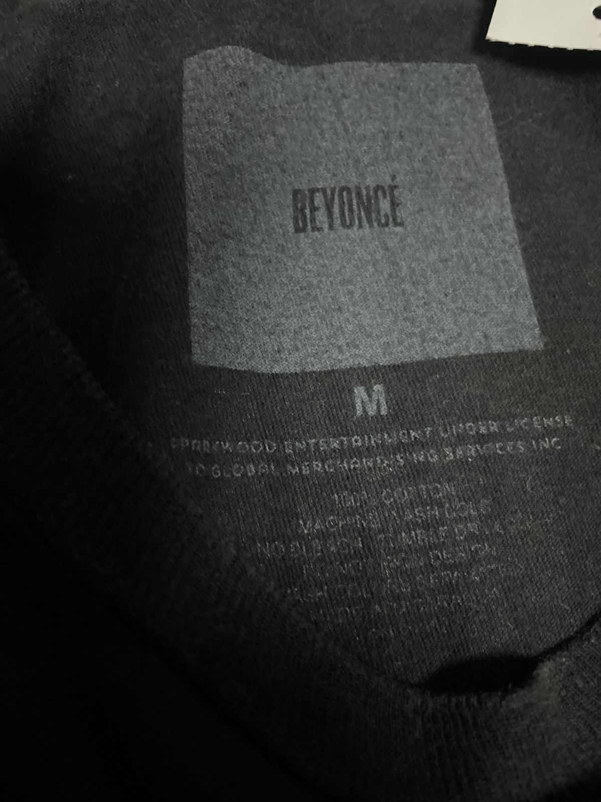 Band Tees × Beyonce × Rap Tees Beyonce “on the run tour” Size US M / EU 48-50 / 2 - 5 Thumbnail
