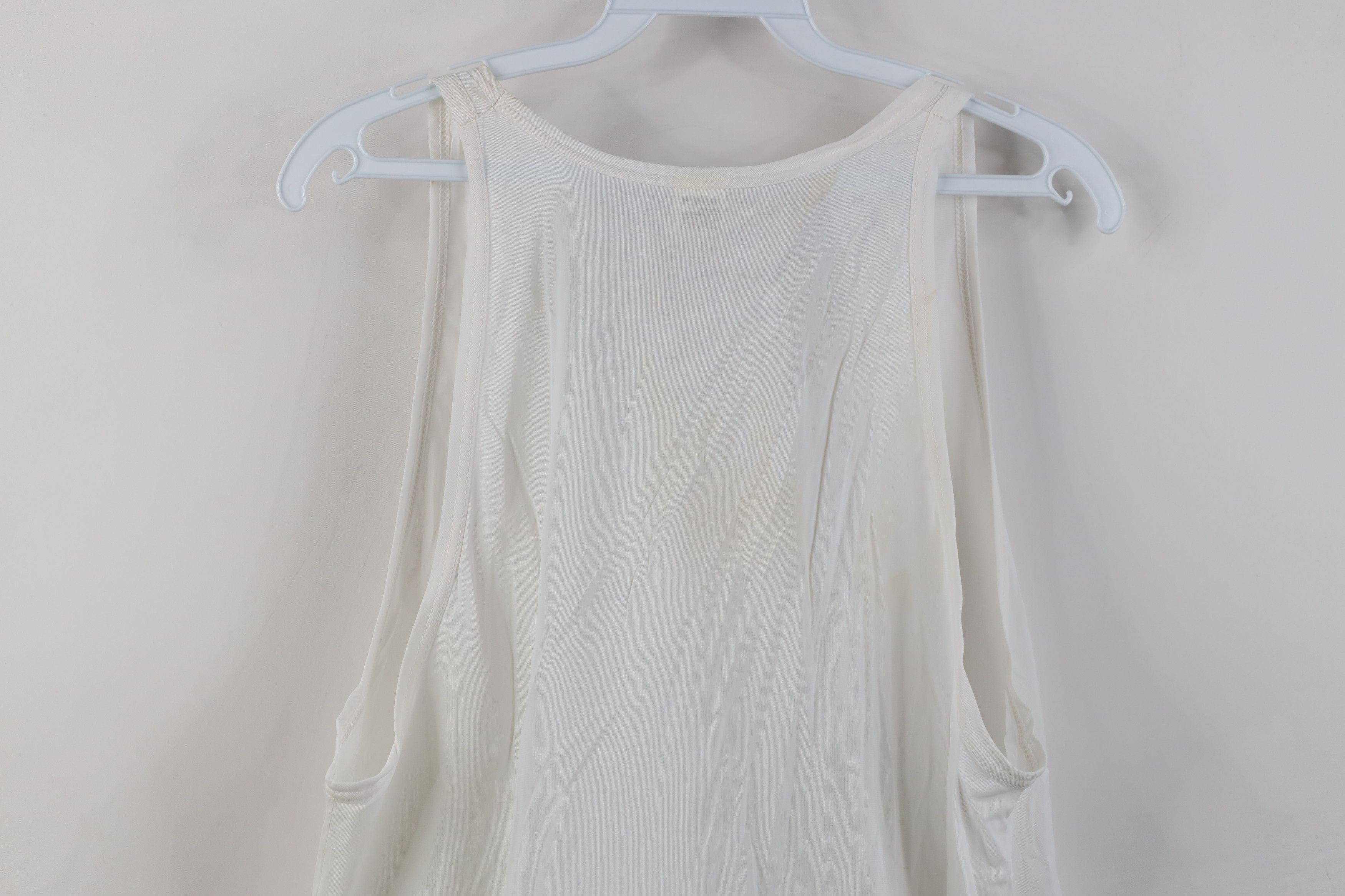 Vintage Vintage 70s Streetwear Tank Top T-Shirt White Nylon USA Size US L / EU 52-54 / 3 - 13 Thumbnail