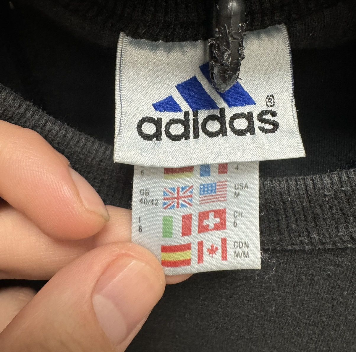 Adidas Adidas vintage 1990th t-shirt M sz Size US M / EU 48-50 / 2 - 5 Thumbnail