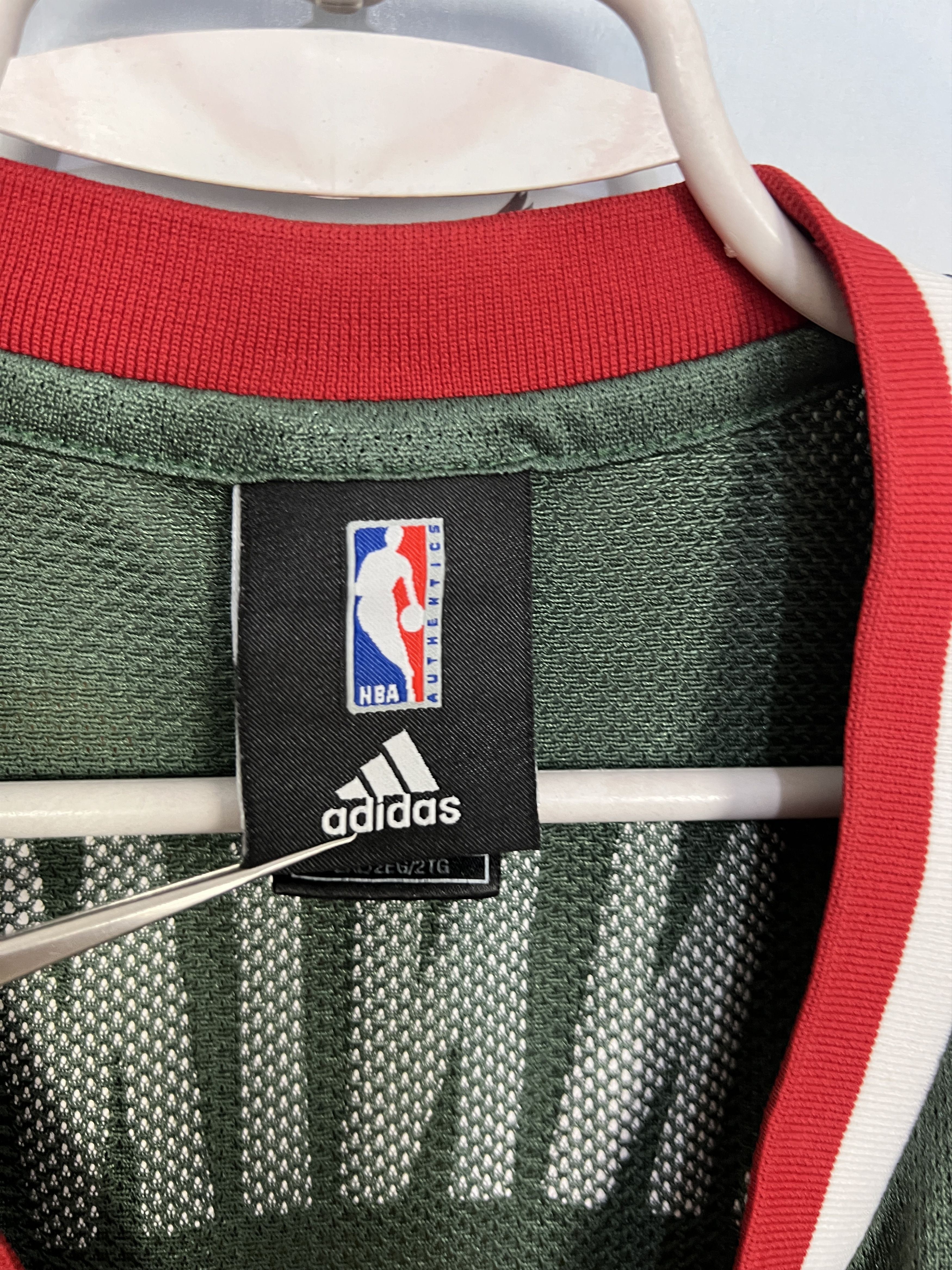 Adidas Vintage NBA Milwaukee Bucks Brandon Jennings Jersey NBA Size US XXL / EU 58 / 5 - 7 Thumbnail