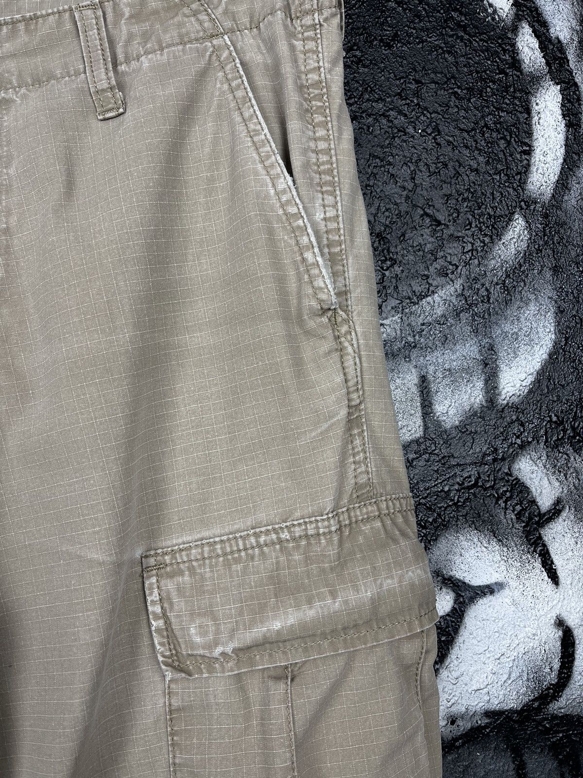 Carhartt Carhartt WIP Beige Regular Cargo Pants Men’s Size W31 L32 Size US 31 - 9 Thumbnail