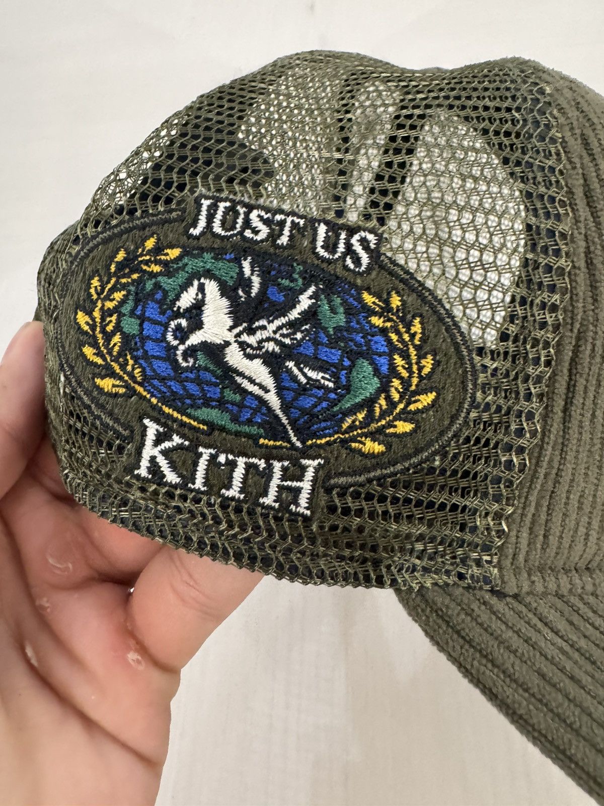 Kith KITH New York Yankees Meshback Trucker Hat Used Olive 2025 Size ONE SIZE - 5 Thumbnail