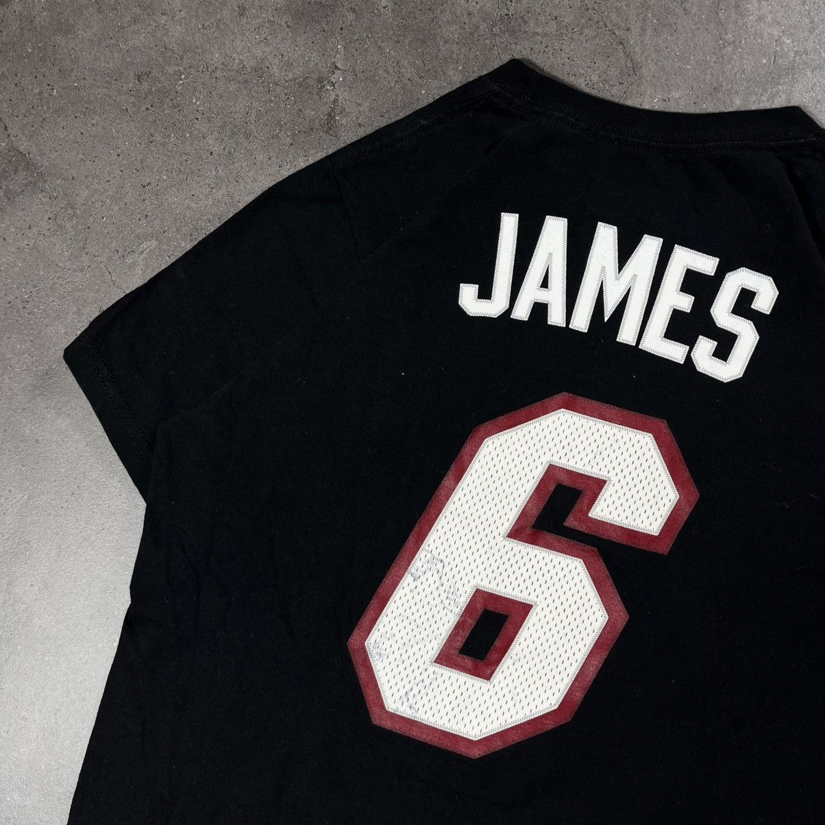 Adidas Vintage 2010s Adidas Miami Heat Lebron James Jersey NBA Tee Size US S / EU 44-46 / 1 - 11 Thumbnail