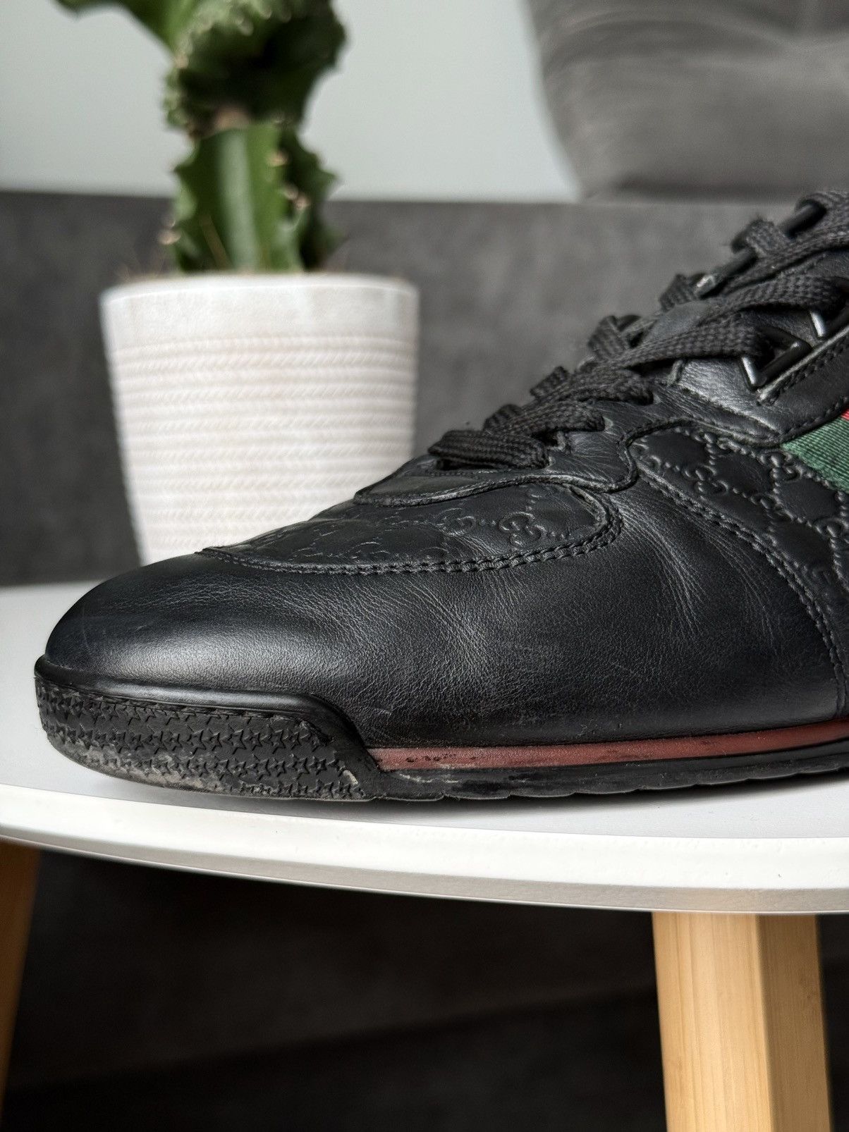 Gucci Gucci Black GG Guccissima Leather Sneakers Stripe Low Top Size US 10 / IT 40 - 14 Thumbnail