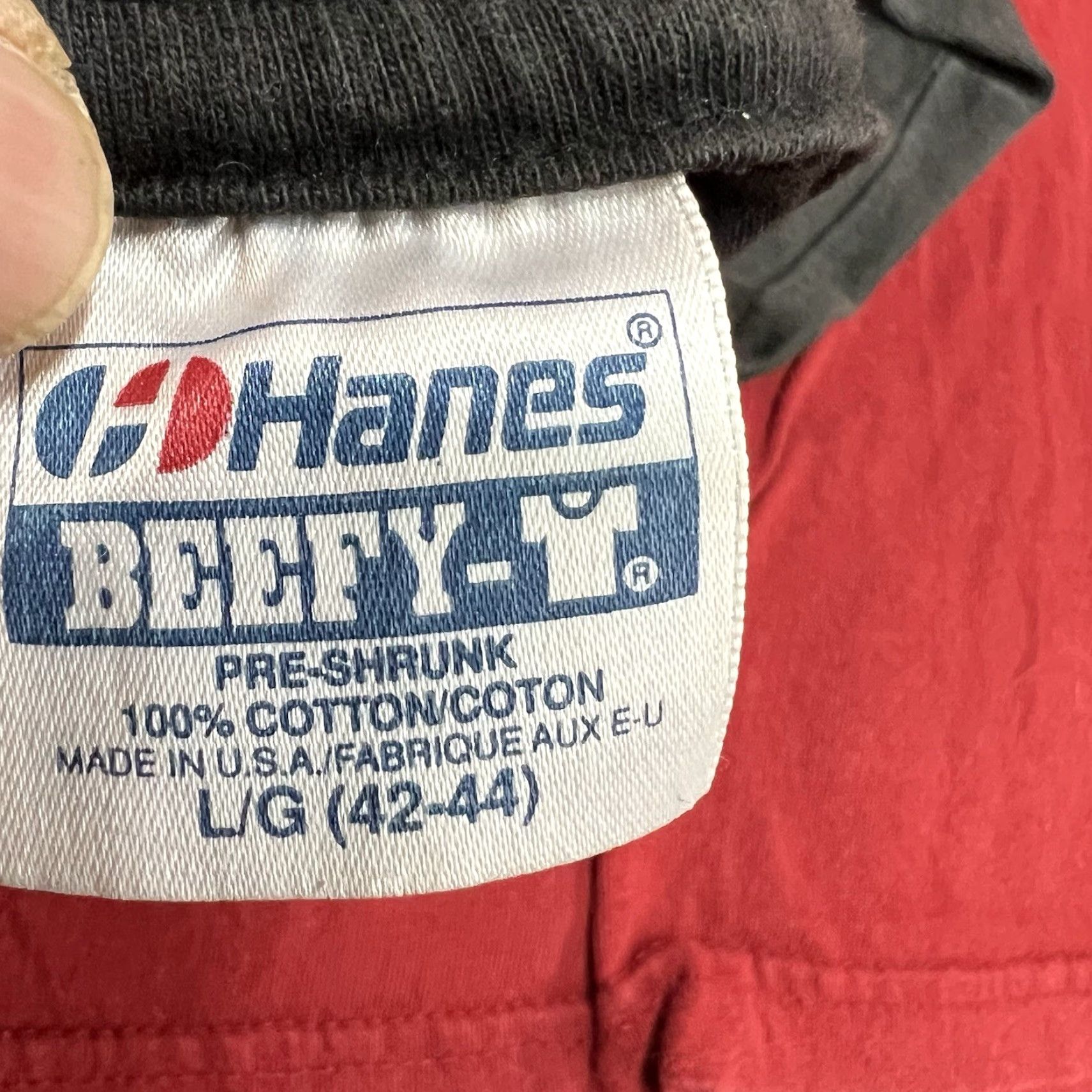 Hanes VINTAGE Hanes Beefy-T Garth Brooks T-Shirt Mens L Black 1990s 90s Music Graphic Print Crew Neck Short Sleeve Made in USA Size US L / EU 52-54 / 3 - 4 Thumbnail