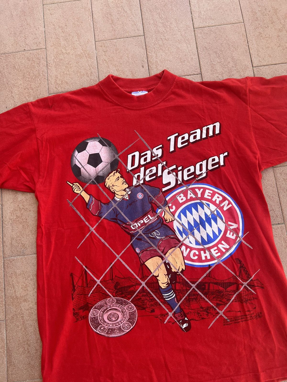 Vintage Vintage 1997 FC Bayern Munich Soccer Football Red T-shirt Size US M / EU 48-50 / 2 - 2 Thumbnail