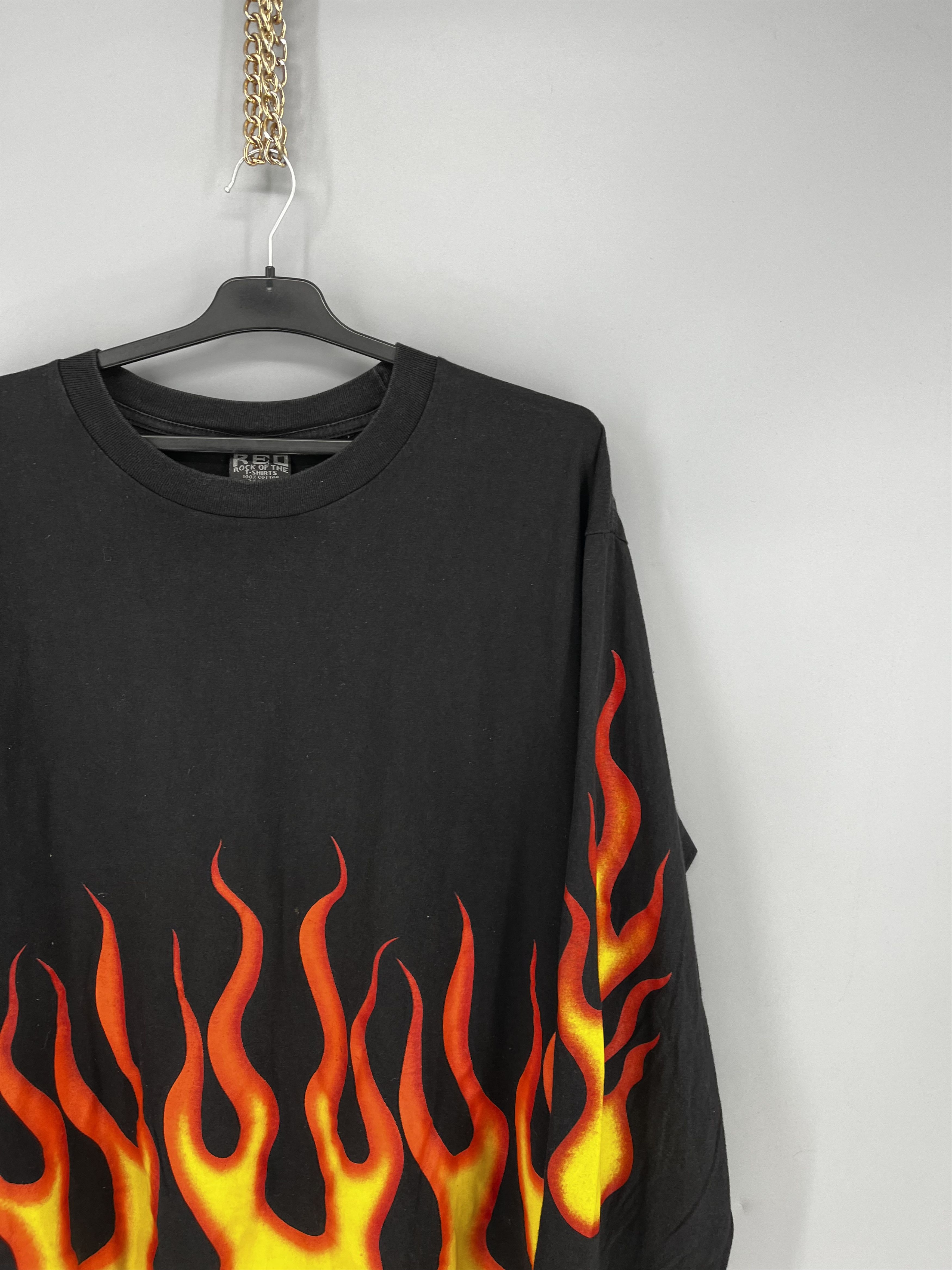 Vintage Vintage Y2K Flame All Over Print Longsleeve Tee Size US L / EU 52-54 / 3 - 5 Thumbnail