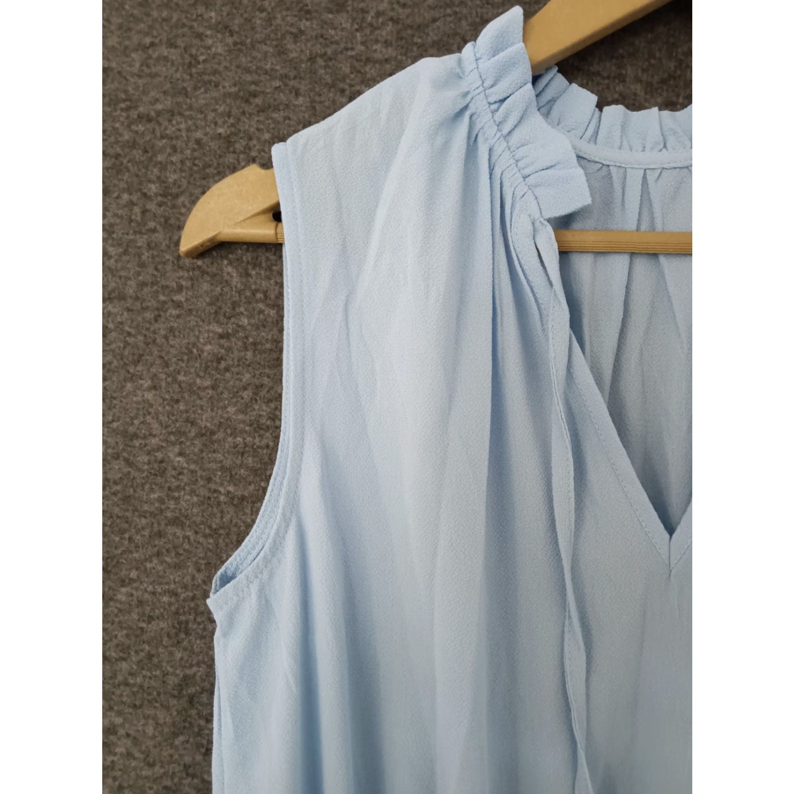 Vintage VINTAGE Women's V-Neck Pleated Sleeveless Mini Dress Blue M Dress Womens Pleated Sleeveless Mini Dress Blue M Vintage Size M / US 6-8 / IT 42-44 - 6 Thumbnail