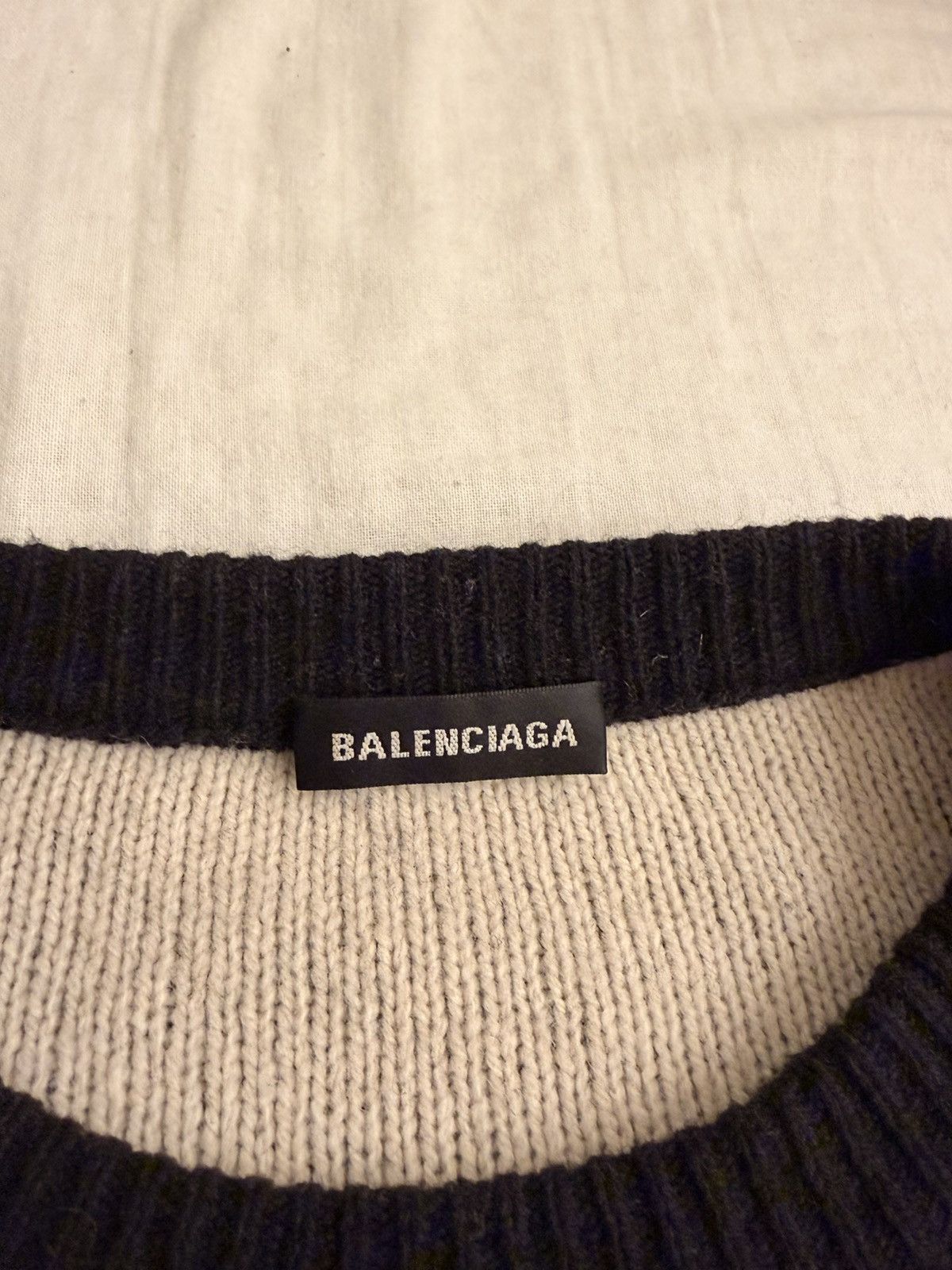 Balenciaga Balenciaga all over sweater Size US M / EU 48-50 / 2 - 4 Thumbnail