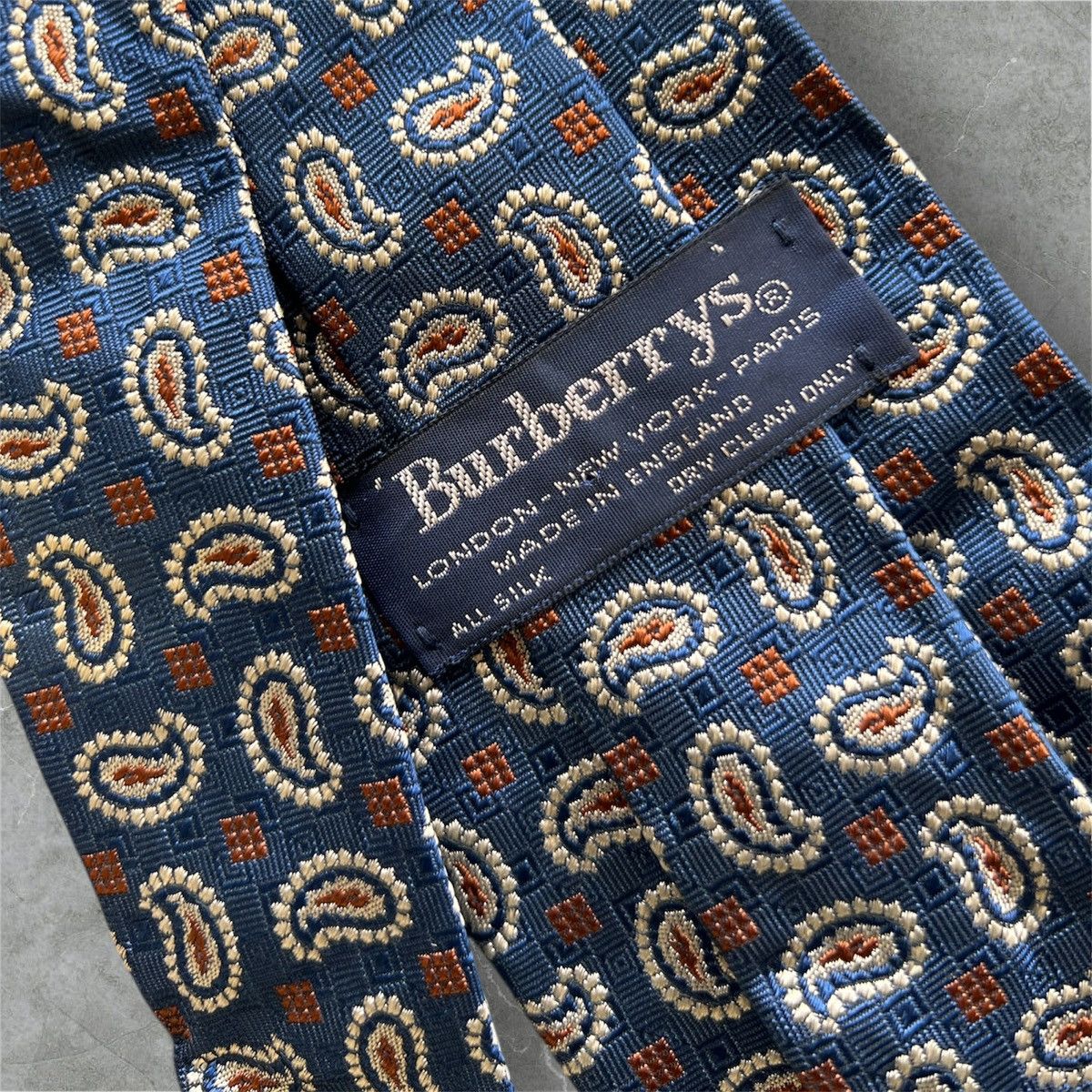 Burberry Lot of 3 LUXURY DESIGNERS Silk Neckties IV Size ONE SIZE - 9 Thumbnail