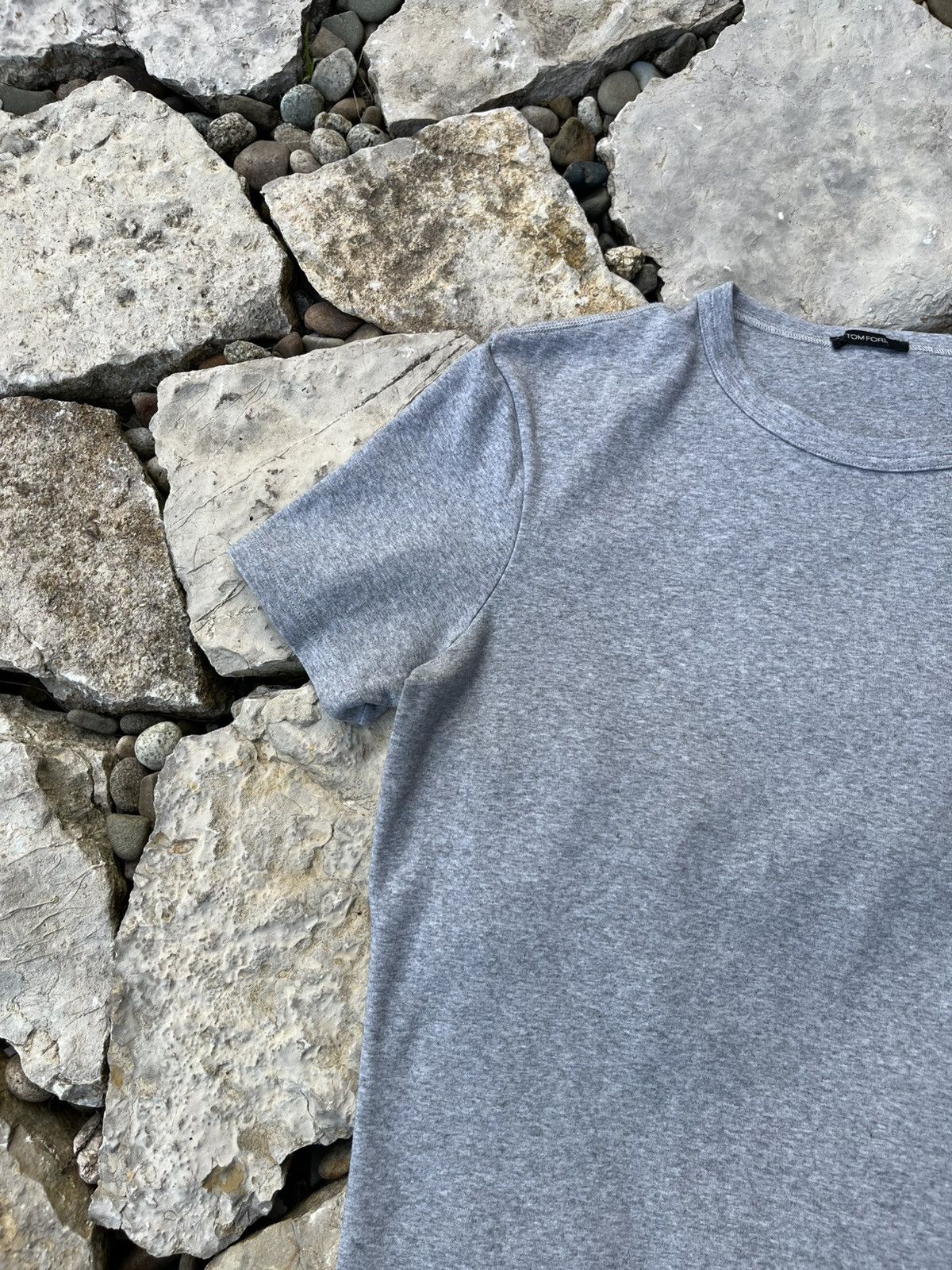 Designer × Tom Ford Tom Ford basic grey stretchy t-shirt tee crewneck slim fit Size US L / EU 52-54 / 3 - 4 Thumbnail