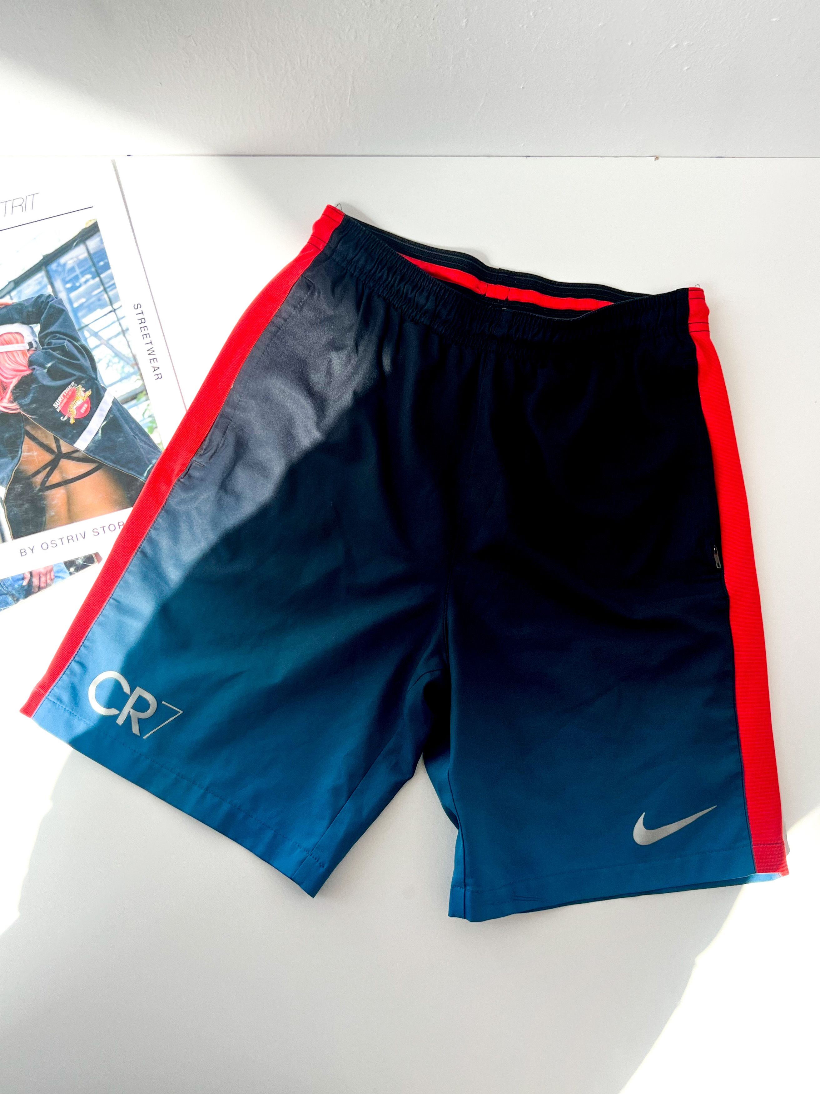 Nike NIKE x CR7 tr shorts Size US 32 / EU 48 - 1 Thumbnail