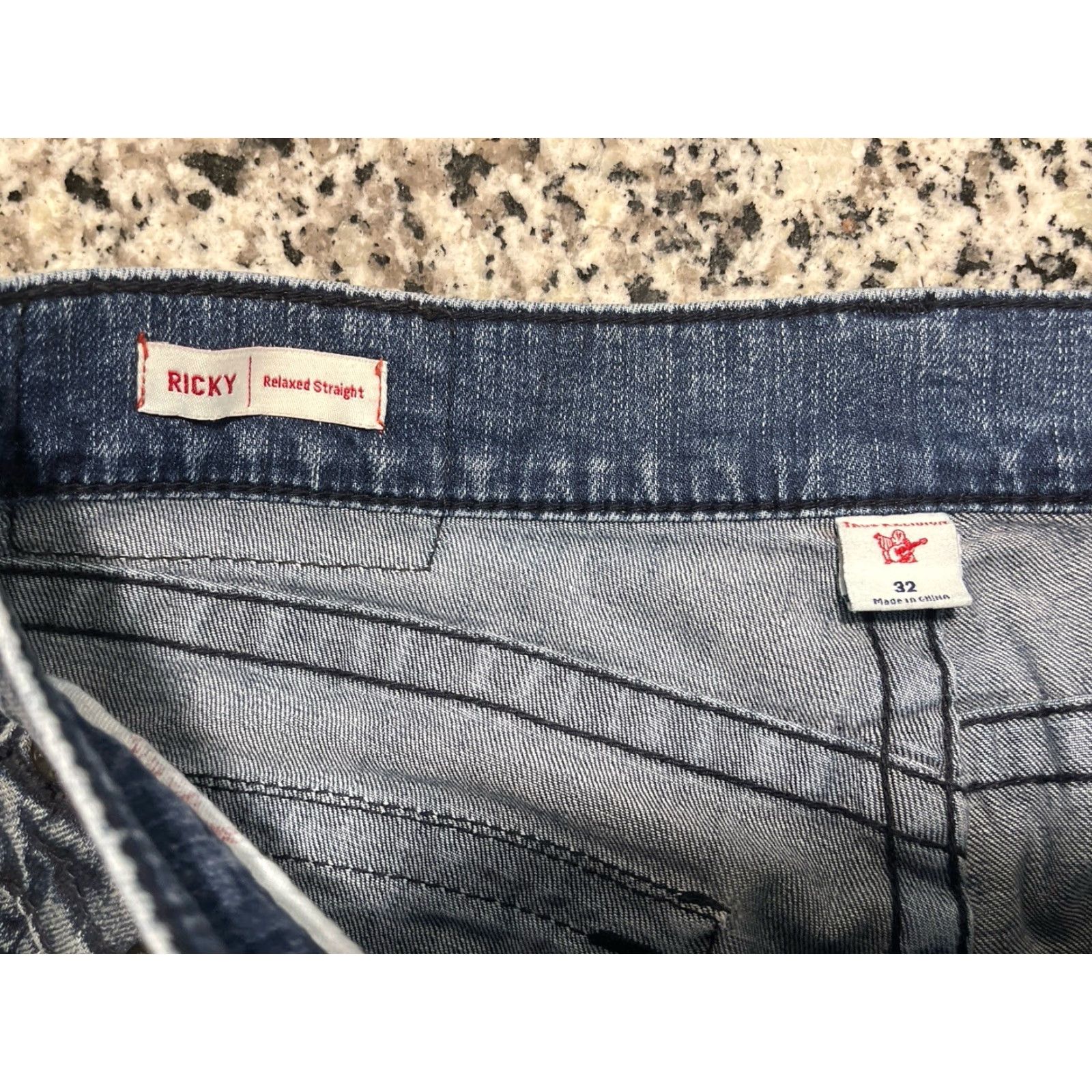 True Religion True Religion Jeans Ricky Straight 5-Pocket Denim Dark Blue Back Flap Pockets 34 x 32.5 Mens Regular 32 Inseam Size US 32 / EU 48 - 3 Thumbnail