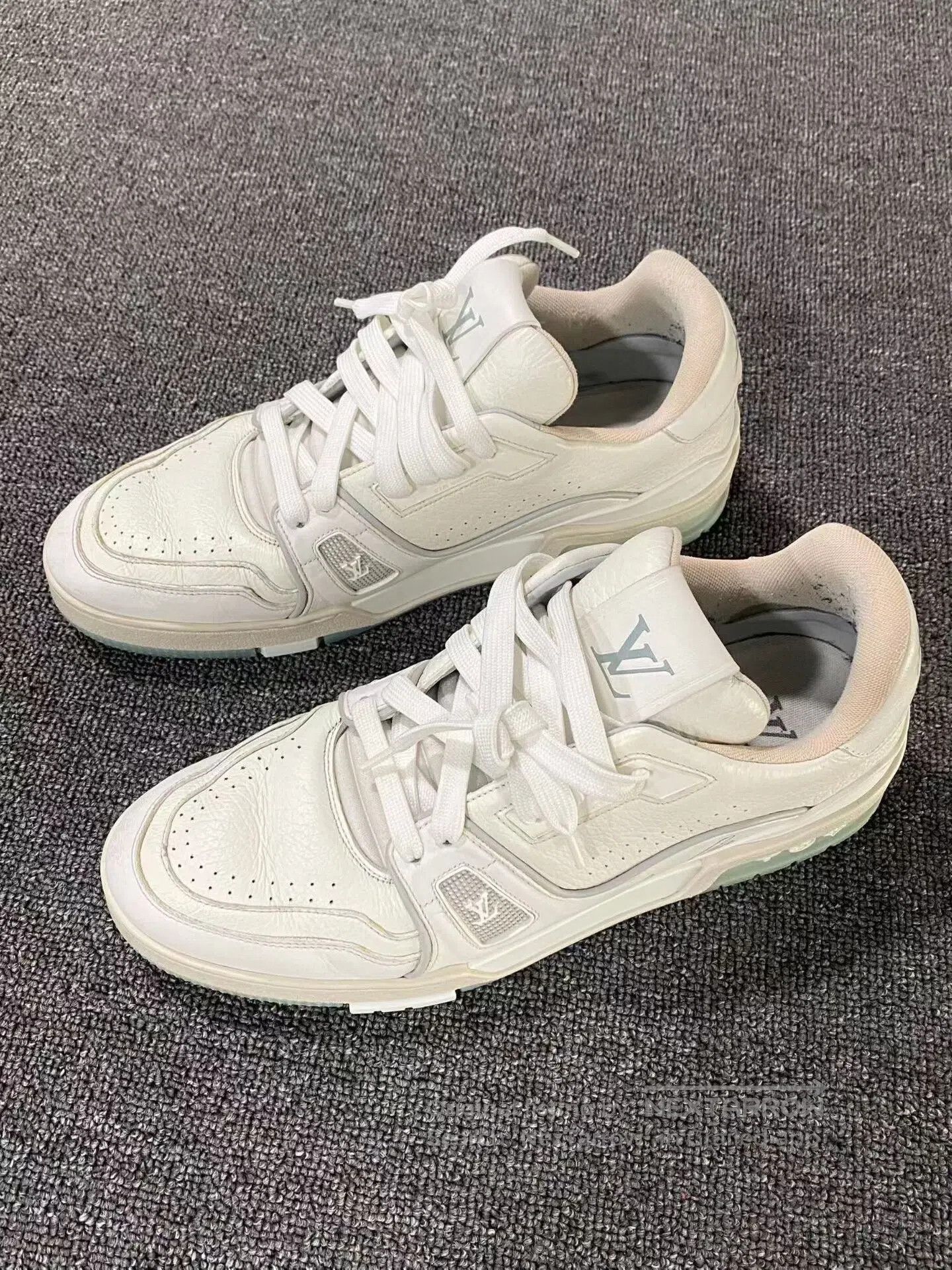 Louis Vuitton Louis Vuitton Sneakers| Size US 9 / EU 42 - 1 Thumbnail