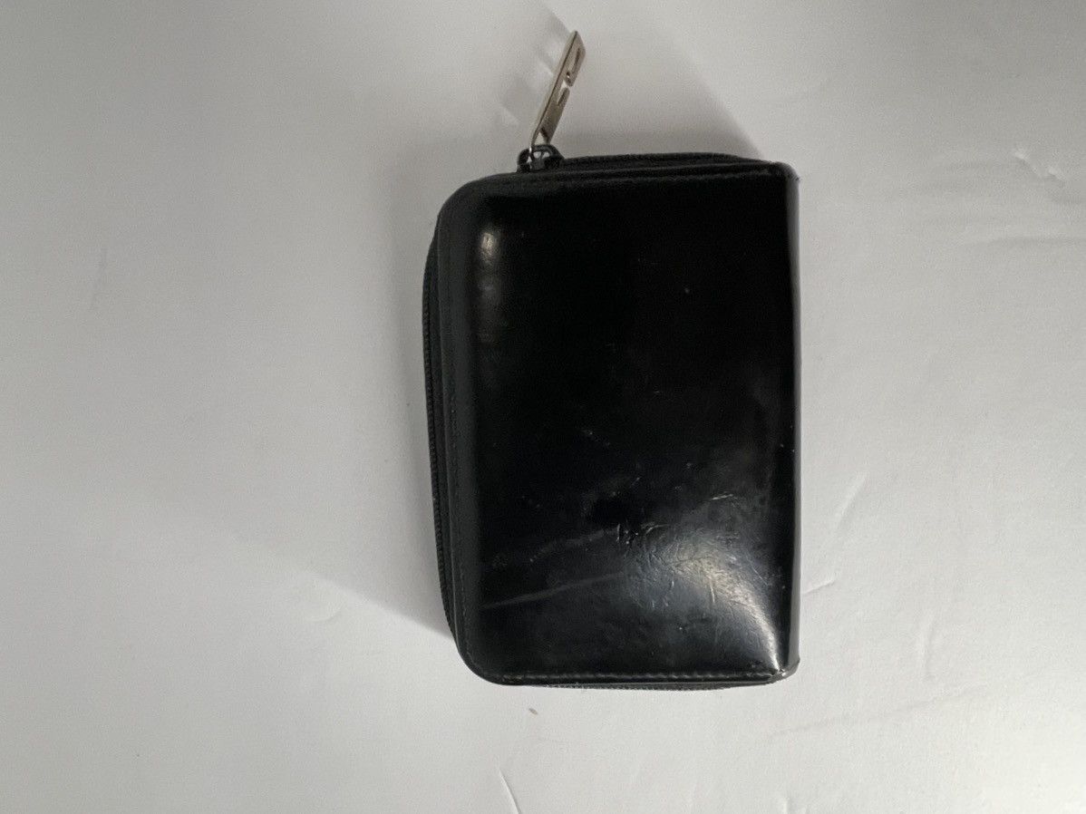 Gucci Gucci Wallet/Card Case zip around with Silver “G” charm Size ONE SIZE - 8 Thumbnail