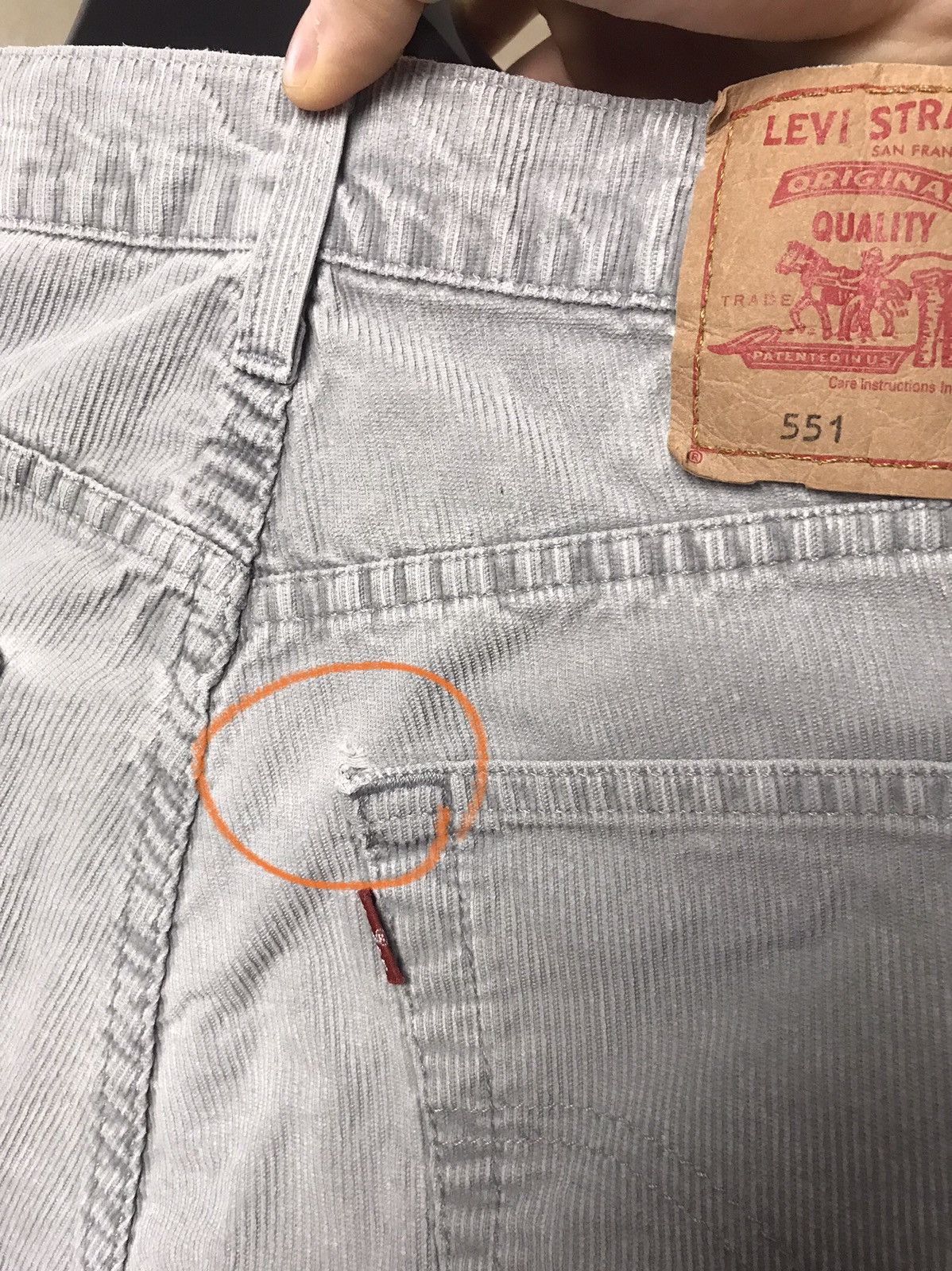 Levi's 🔥 Levis 551 Vintage Corduroy 32x32 Denim Pants Velvet Size US 32 / EU 48 - 9 Thumbnail