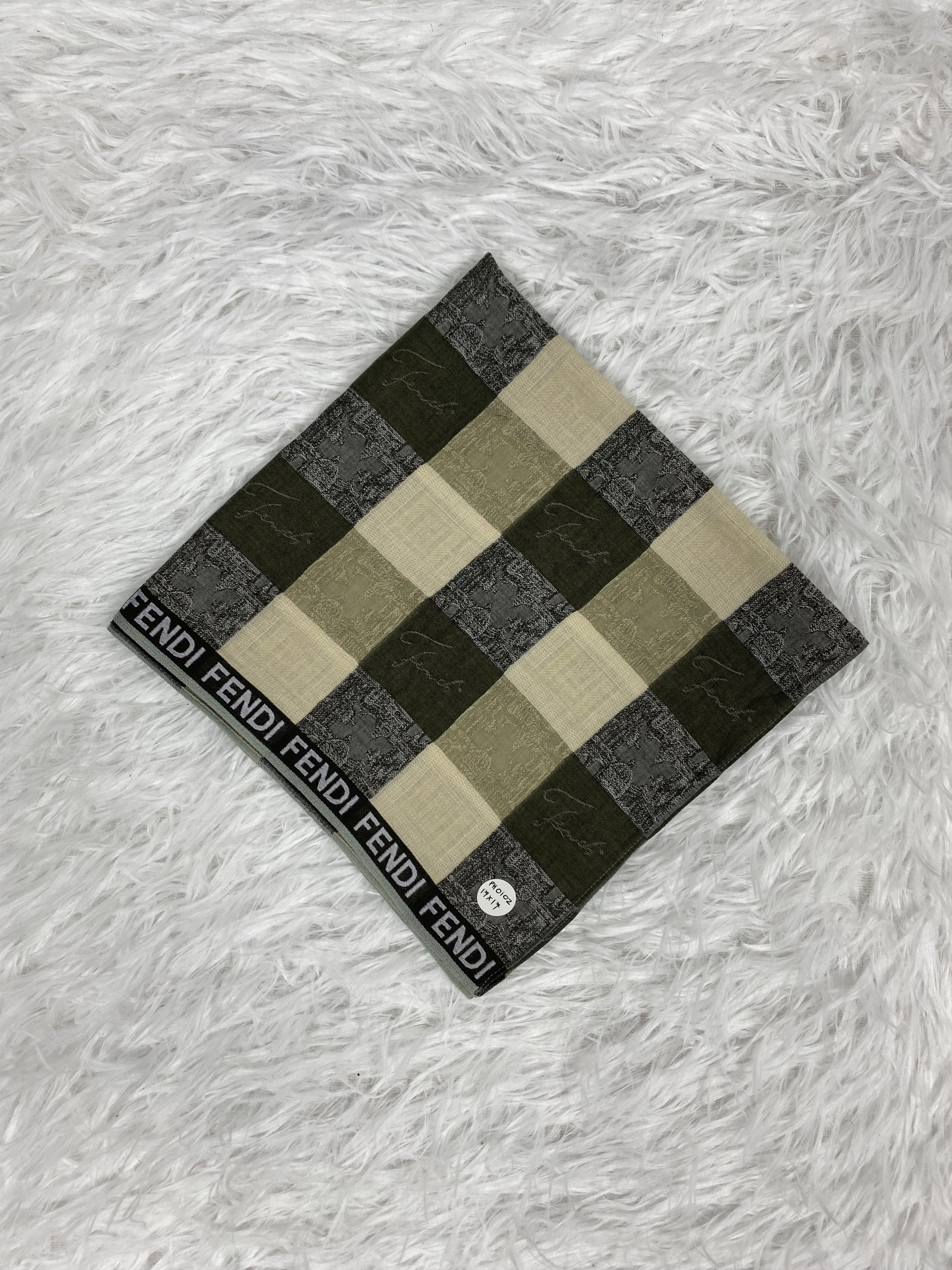 Vintage Vintage Fendi Handkerchief PH0102 Size ONE SIZE - 1 Thumbnail