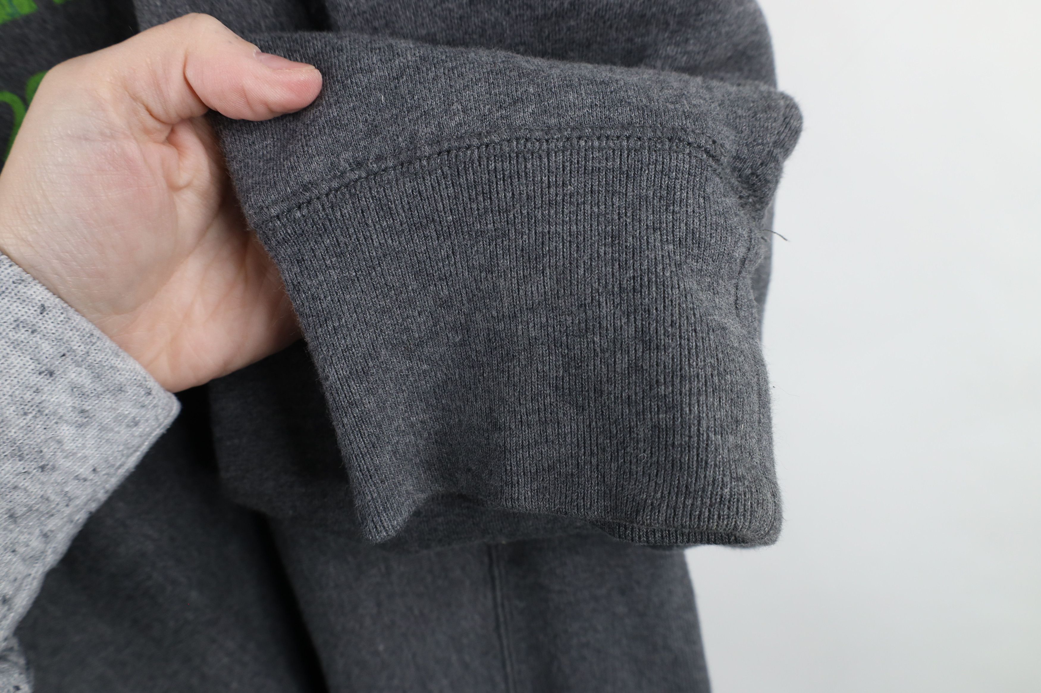Eddie Bauer × Vintage Vintage Eddie Bauer Heavyweight Crewneck Sweatshirt Gray Size US XL / EU 56 / 4 - 8 Thumbnail
