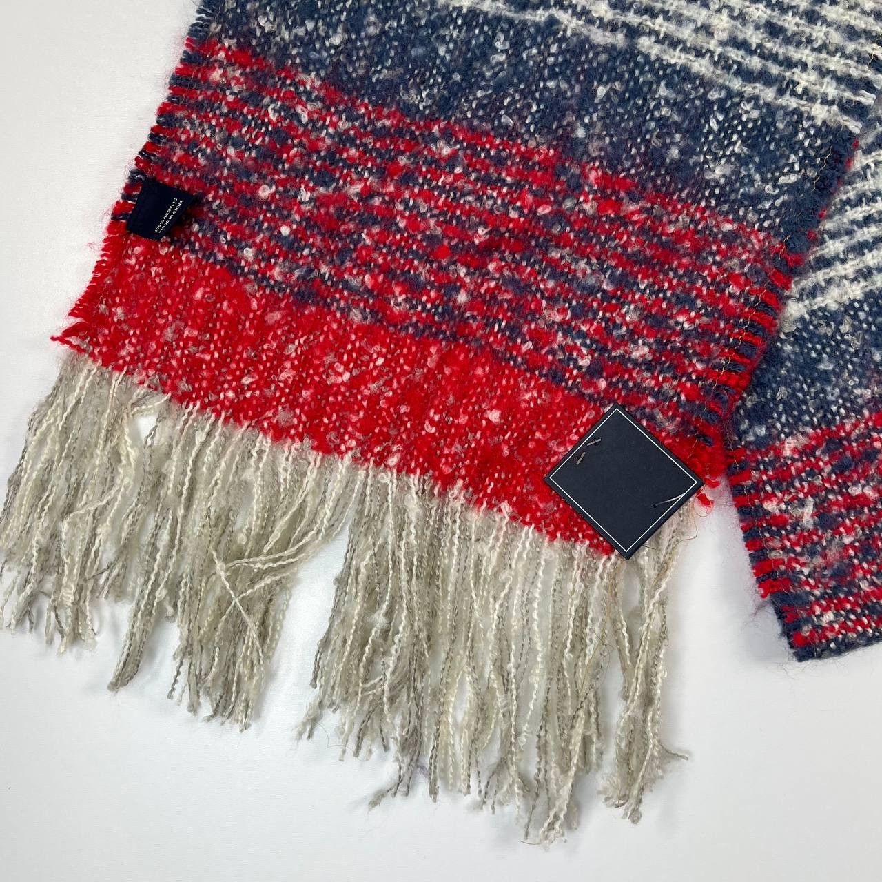 Tommy Hilfiger Tommy Hilfiger Knit Scarf Striped Red Blue Beige Fringe Size ONE SIZE - 3 Thumbnail