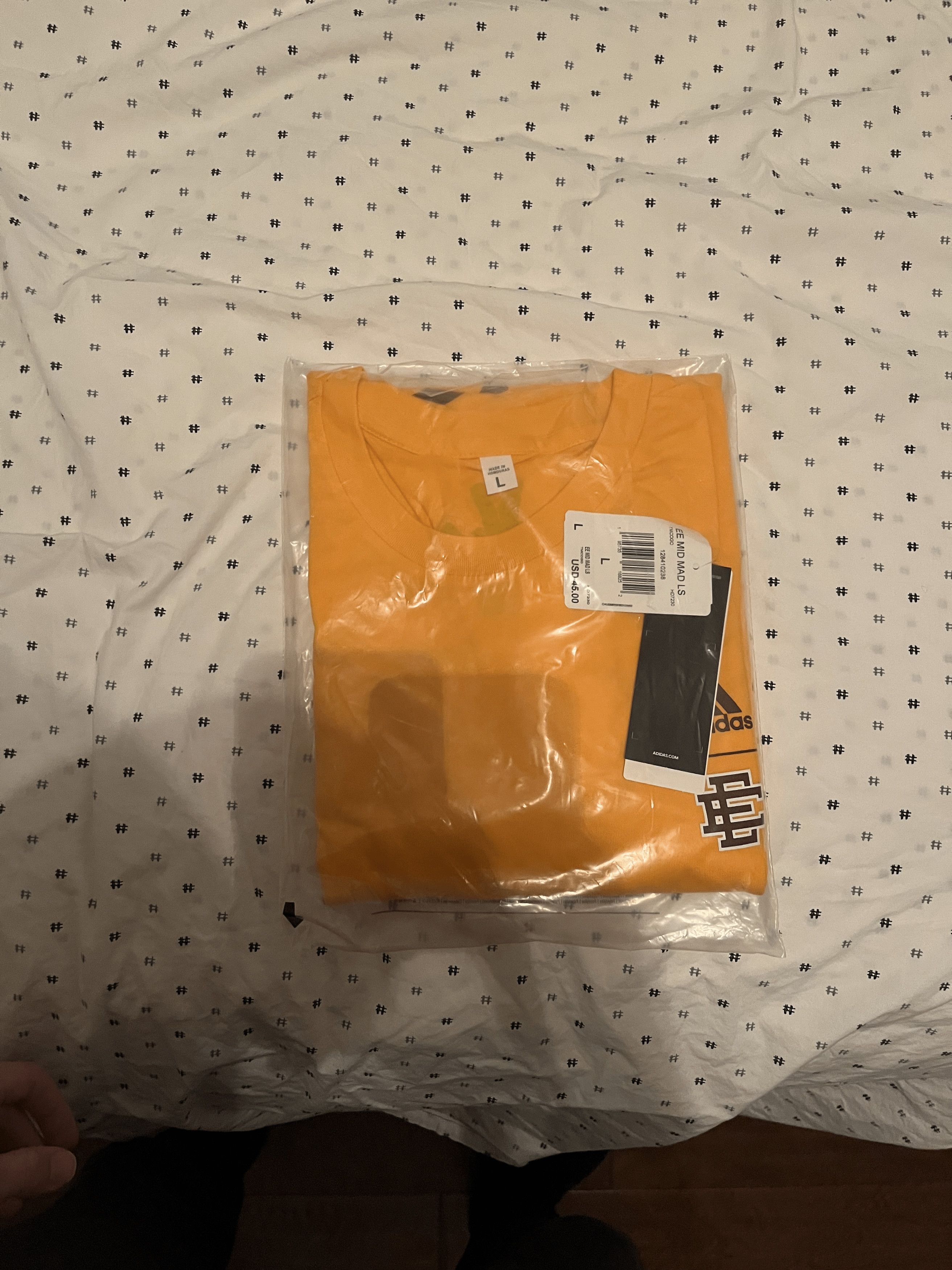Adidas ERIC EMANUEL x ASU MIDNIGHT MADNESS GRAPHIC TEE in GOLD (L) Size US L / EU 52-54 / 3 - 1 Thumbnail