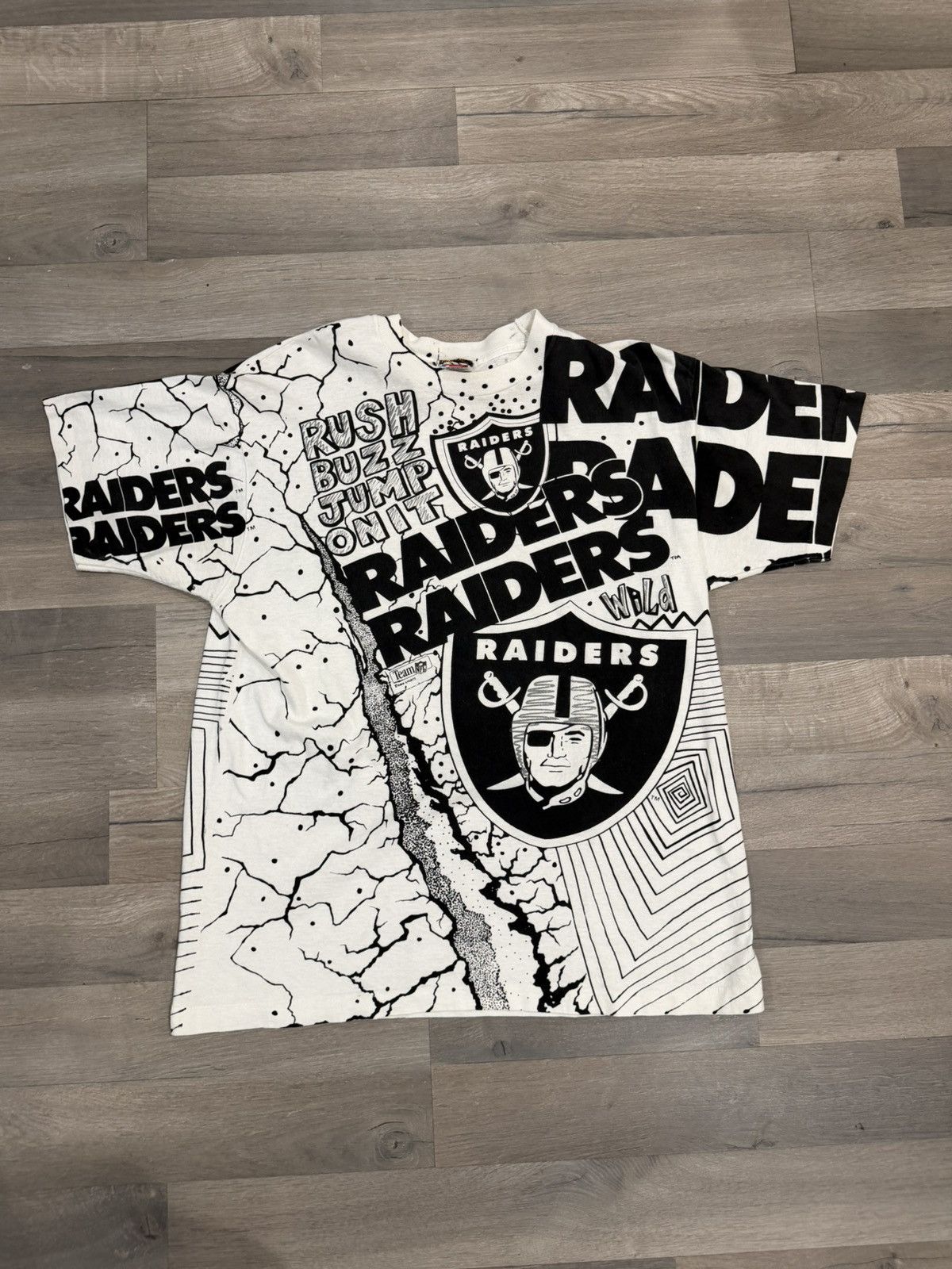 Other Vintage 1990 Magic Johnson Oakland LA Raiders All Over Print Size US XL / EU 56 / 4 - 1 Thumbnail