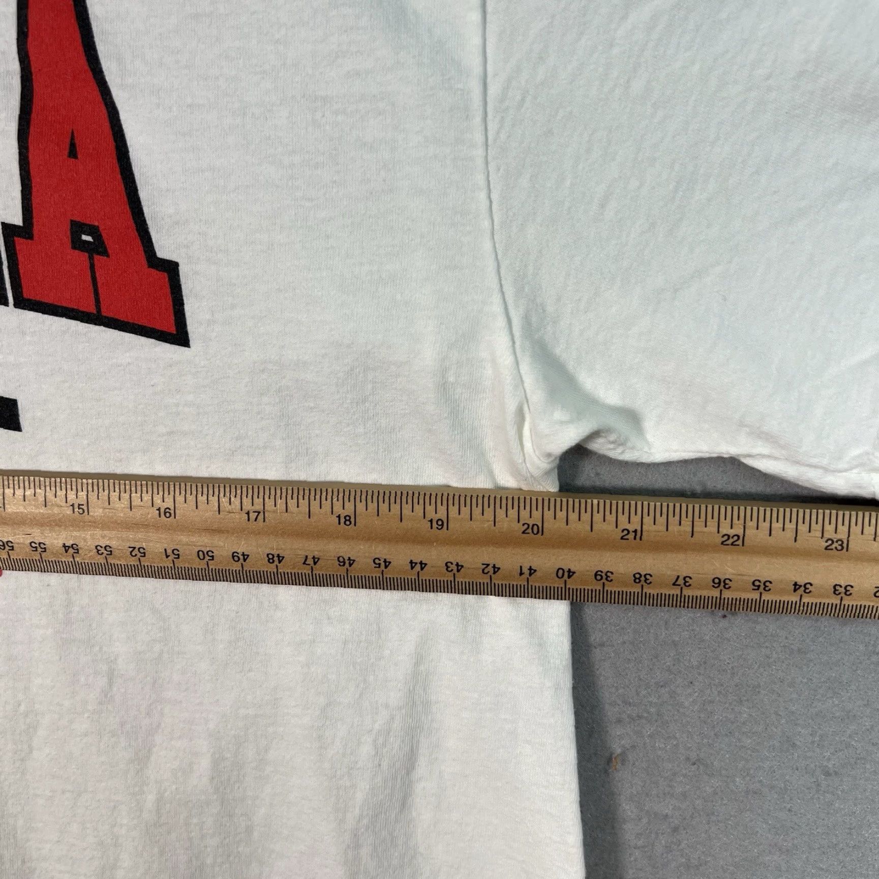 Fruit Of The Loom VINTAGE Bavinia Festival Time Out Chicago T Shirt Adult Large White Mens Size US L / EU 52-54 / 3 - 2 Thumbnail