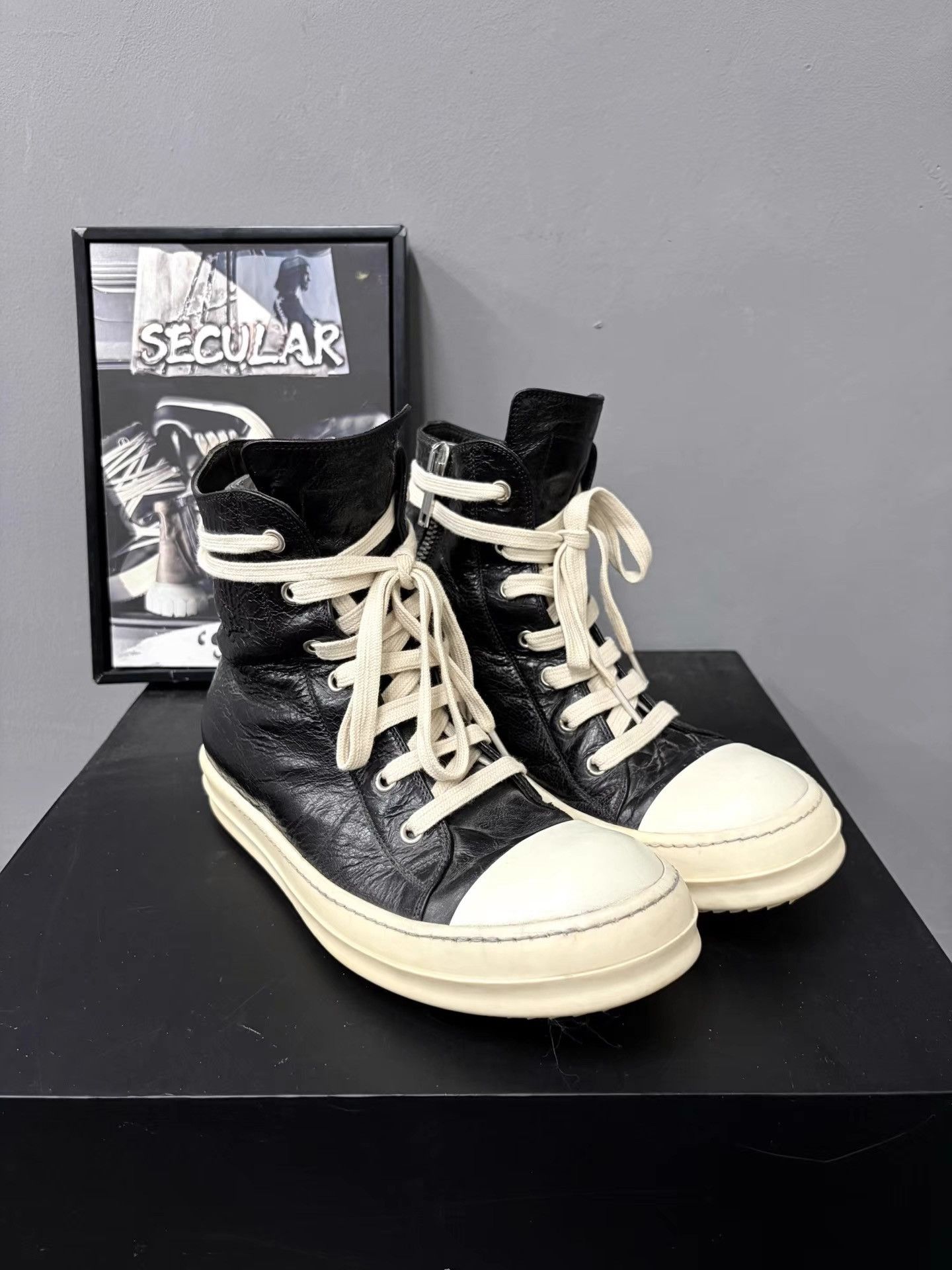 Rick Owens Rick Owens 17SS Distressed Leather High-Top Sneakers K34 Size US 6.5 / EU 39-40 - 3 Thumbnail