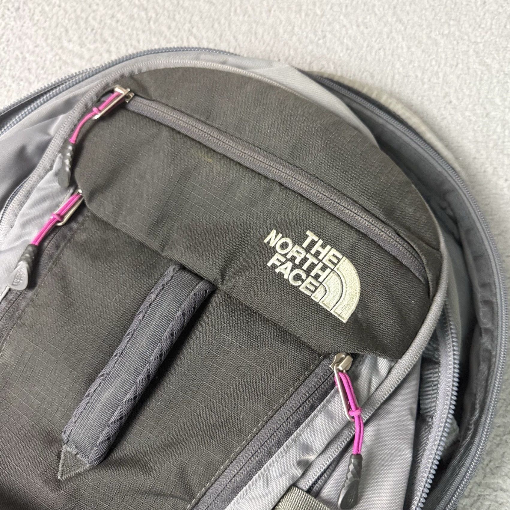 The North Face The North Face Surge Backpack Unisex Adults Gray Medium Nylon Laptop Sleeve/Protection Padded Water Resistant Shoulder Belt Bag 19x13x7 Size ONE SIZE - 2 Thumbnail