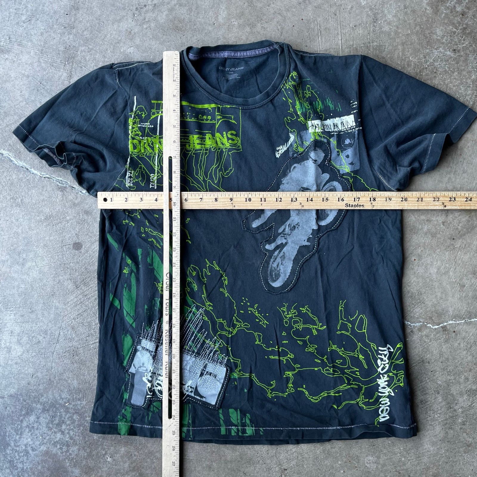 Vintage DKNY AOP SHIRT GRAPHIC TEE MOTOCROSS BIKER LARGE RAVE Size US L / EU 52-54 / 3 - 5 Thumbnail