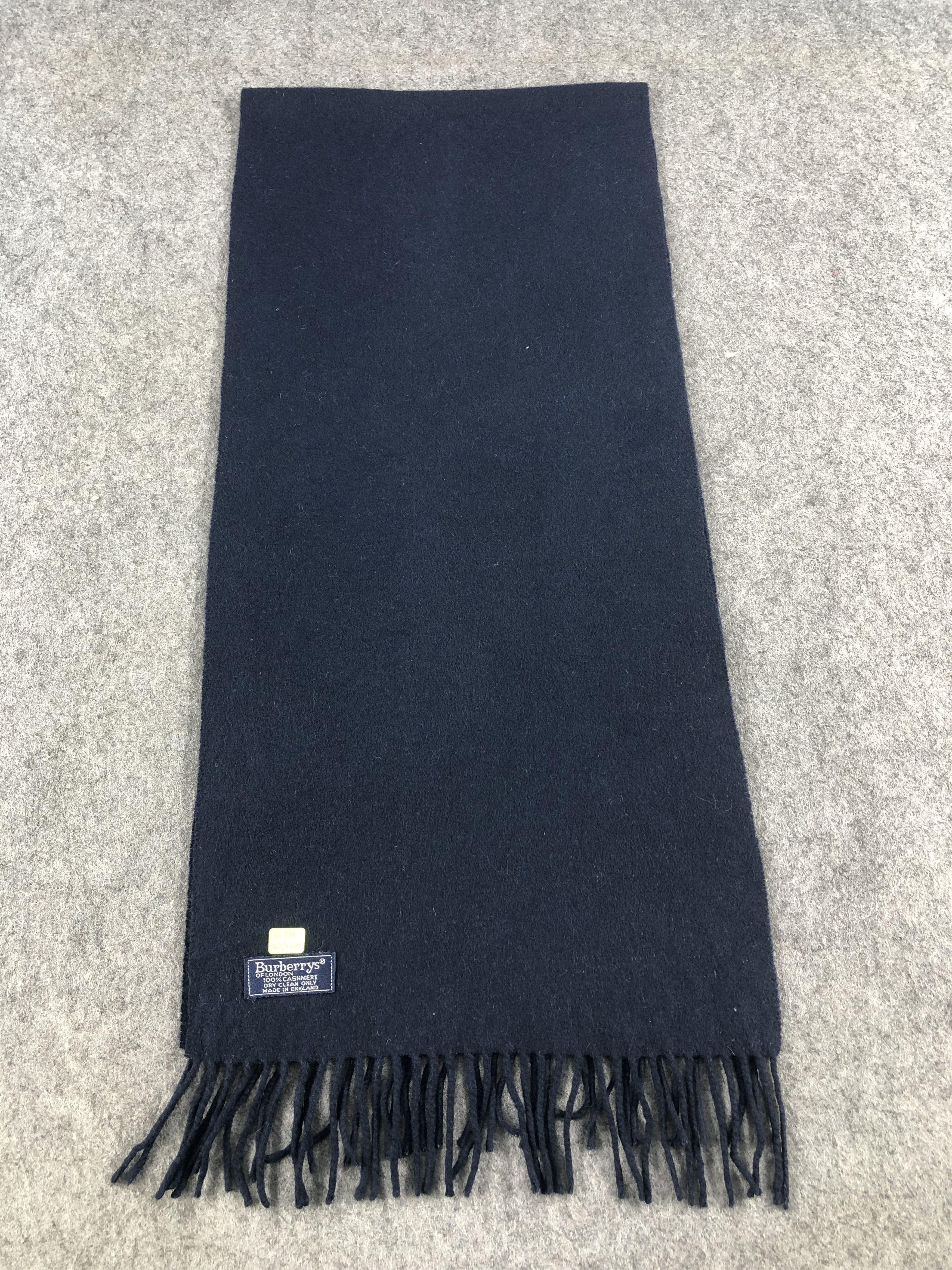 Burberry Burberry Scarf / Muffler / Neckwear Size ONE SIZE - 2 Thumbnail