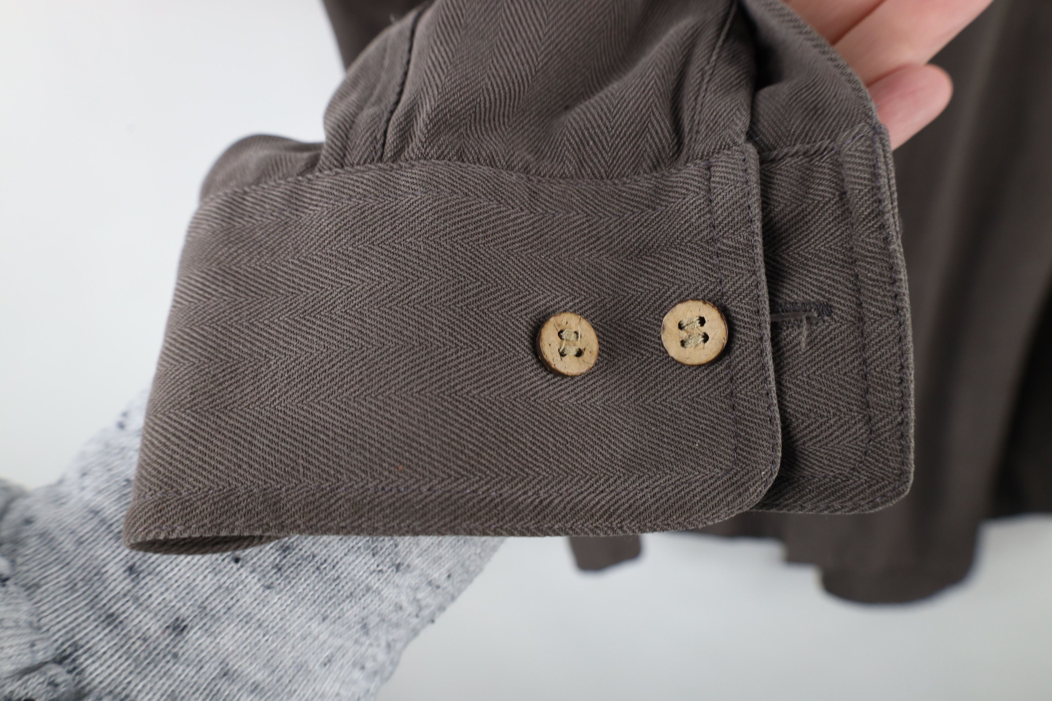 Vintage Vintage 90s Streetwear Herringbone Collared Button Shirt Size US L / EU 52-54 / 3 - 7 Thumbnail