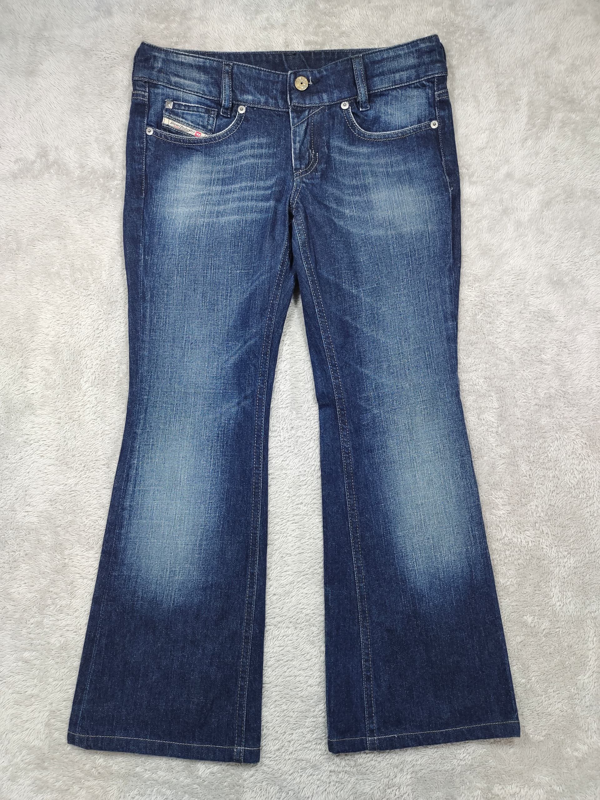 Diesel Y2K DIESEL INDUSTRY LOUVELY FLARE BOOT CUT JEANS Size 30" / US 8 / IT 44 - 1 Thumbnail
