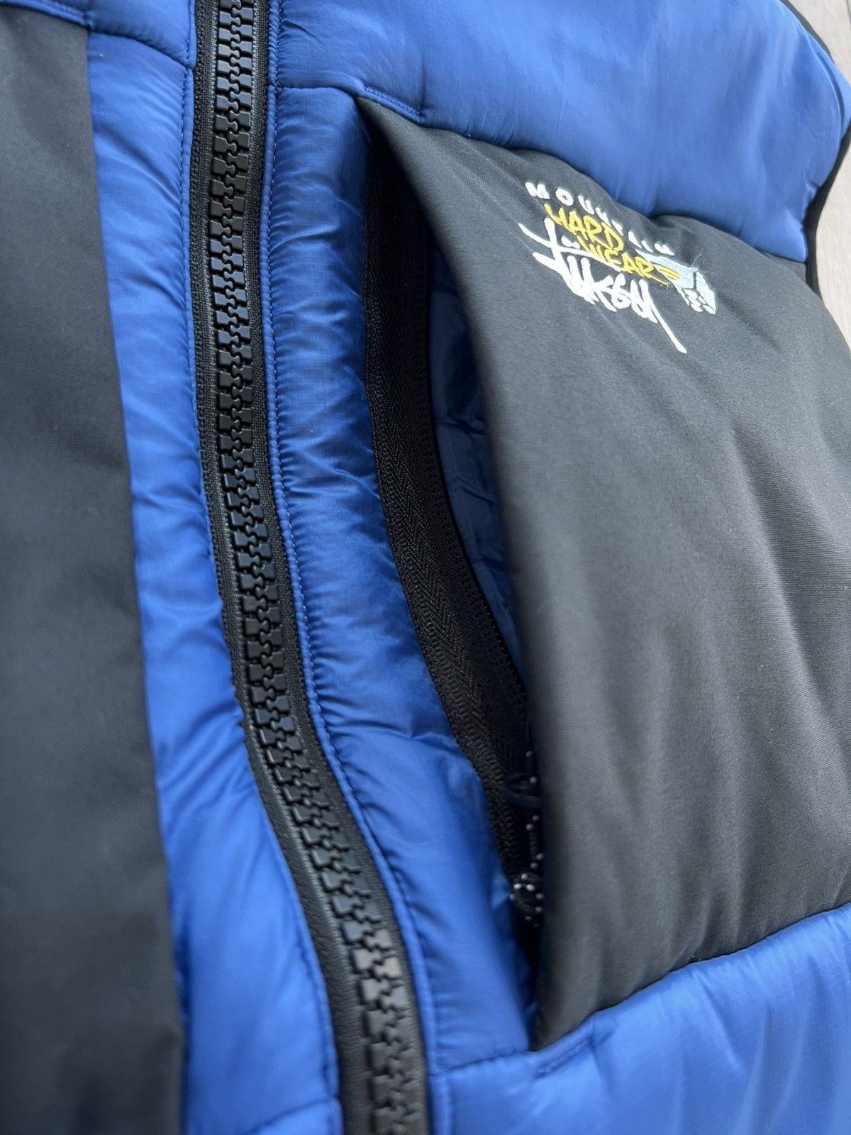 Mountain Hardwear × Stussy Stussy x Mountain Hardwear Primaloft Puffer Vest Size US L / EU 52-54 / 3 - 9 Thumbnail