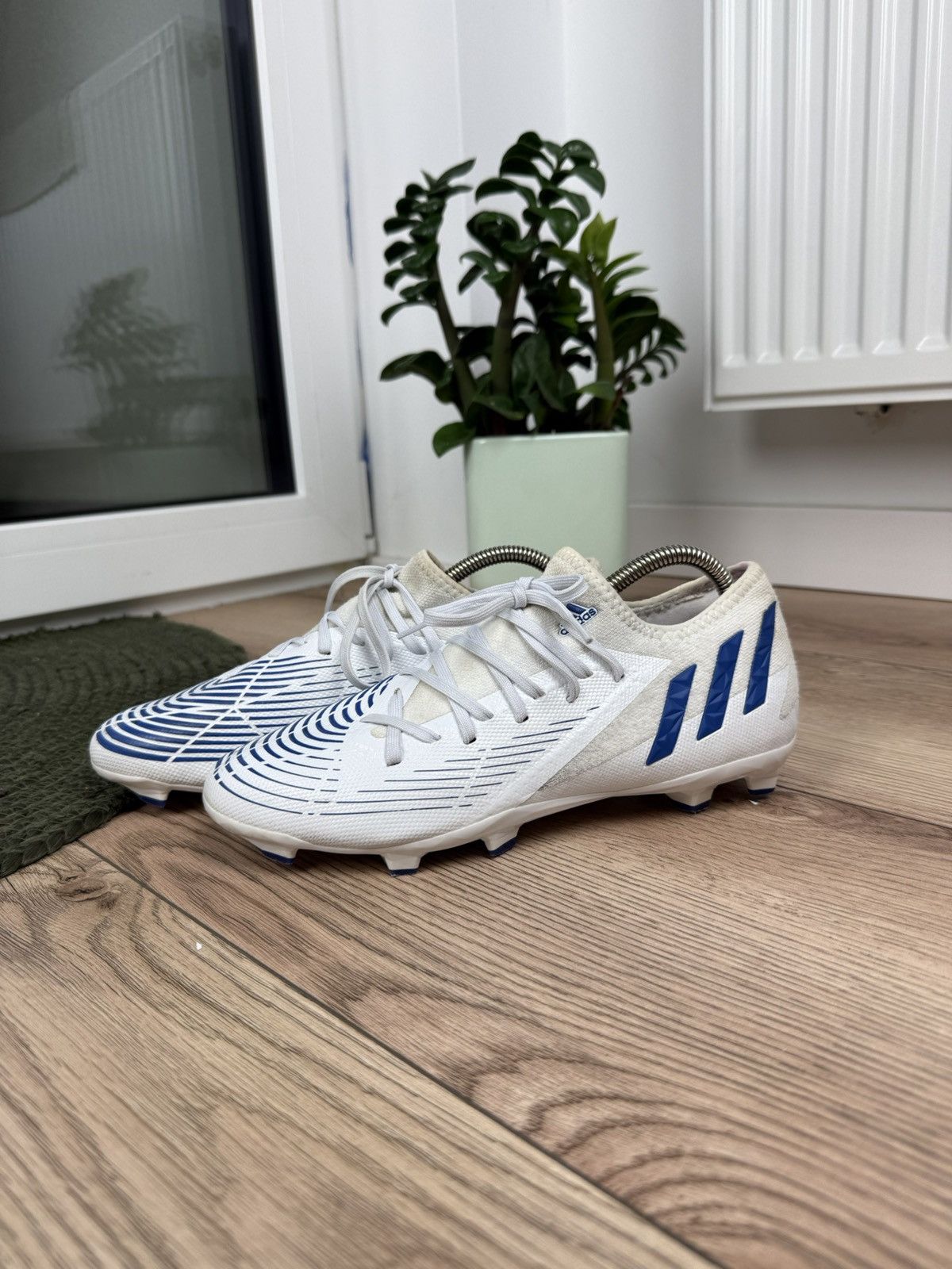 Adidas Adidas Mens Predator Edge.3 Size US 8 / EU 41 - 2 Thumbnail