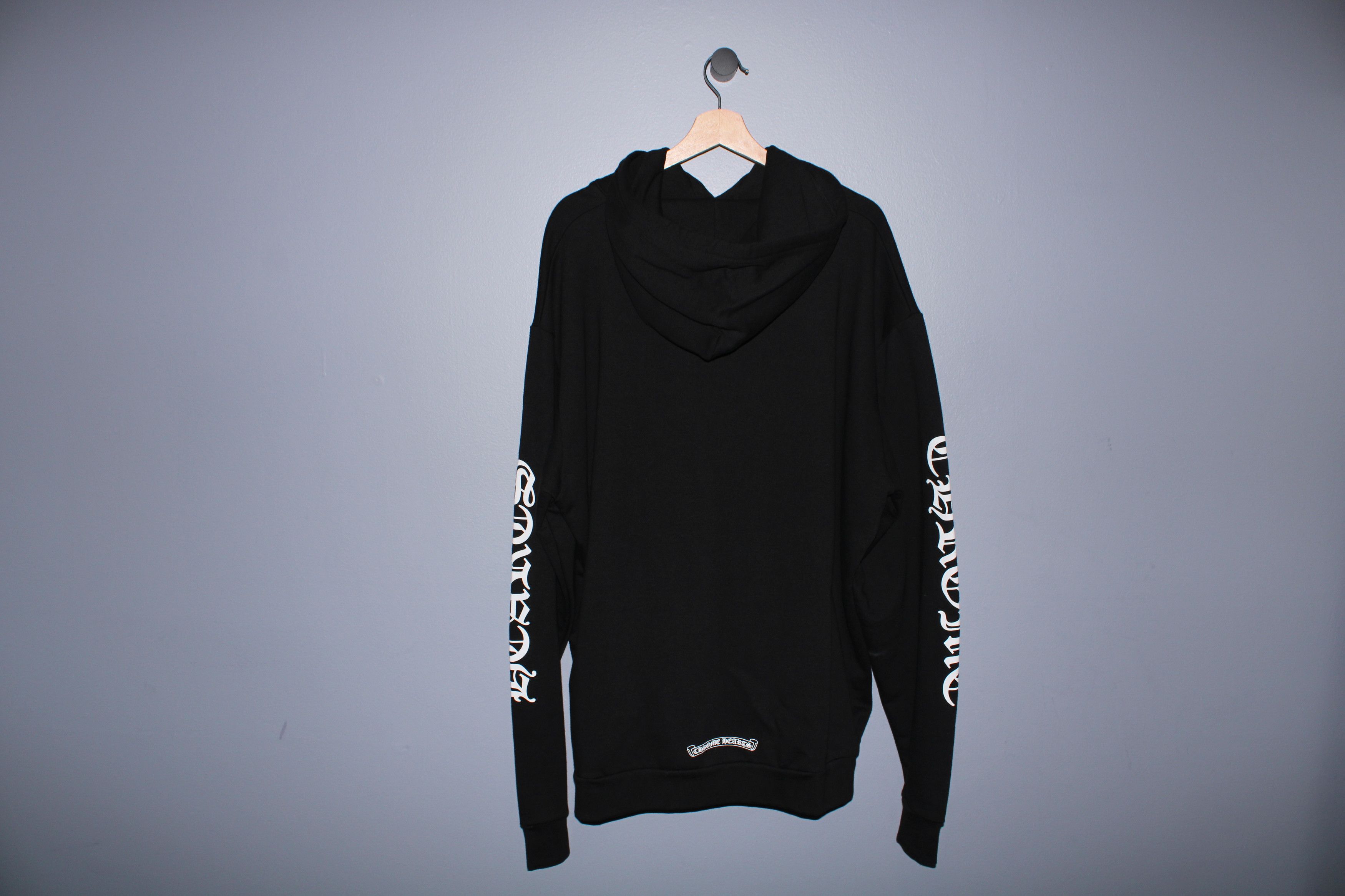 Chrome Hearts CHROME HEARTS VERTICAL LOGO CLASSIC HOODIE Size US XL / EU 56 / 4 - 2 Thumbnail