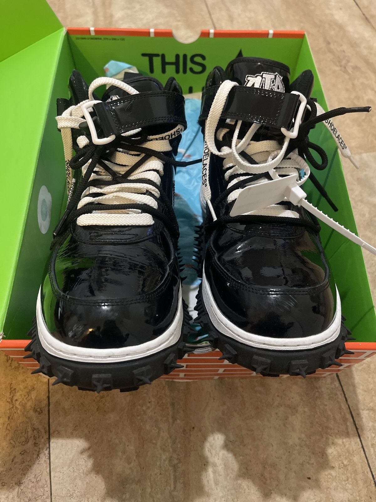 Nike × Off-White Air Force 1 Mid Size US 12 / EU 45 - 3 Thumbnail