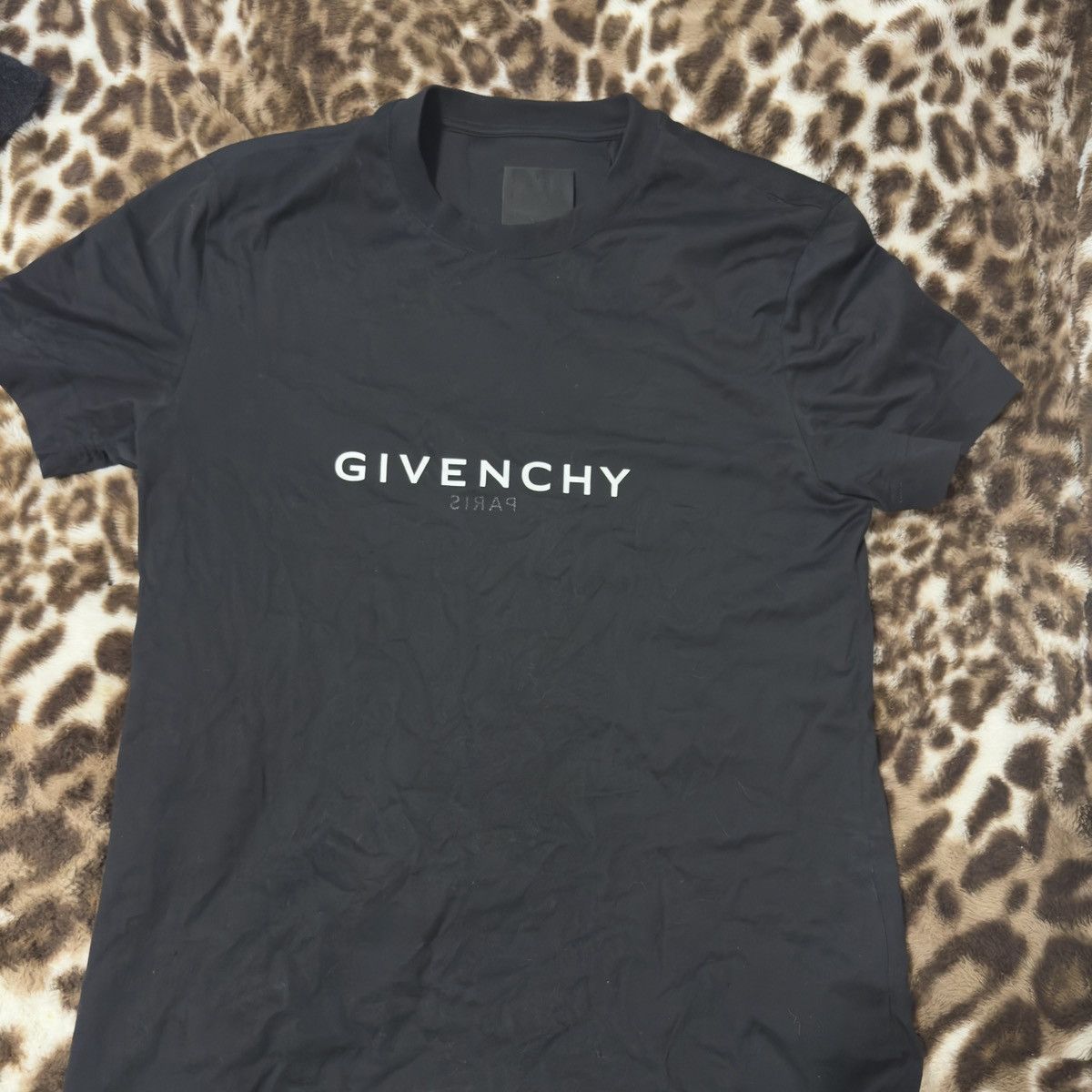 Givenchy Reverse T-shirt