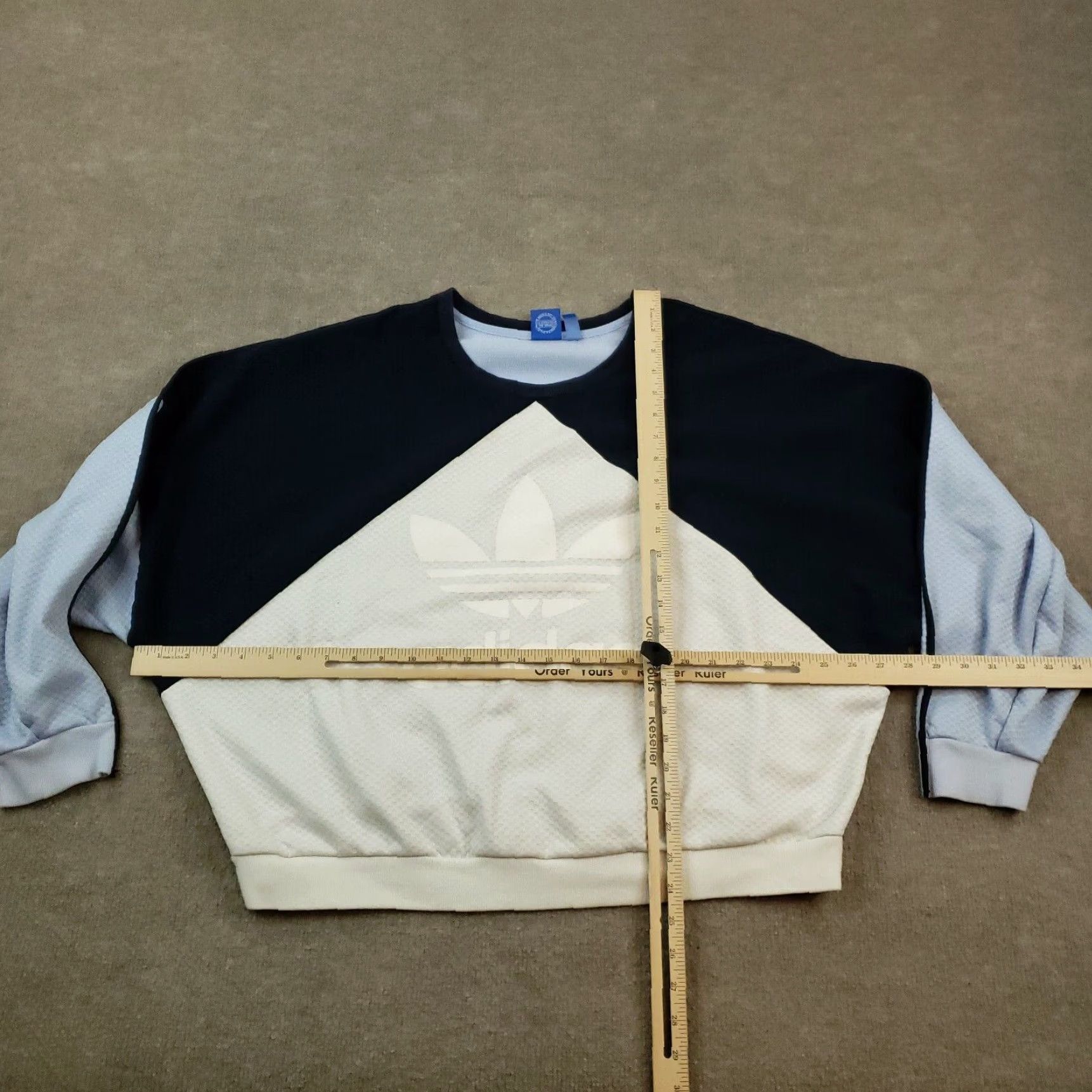 Adidas Adidas Sweatshirt Women's Extra Large Blue Crew Neck Long Sleeve Pullover Size XL / US 12-14 / IT 48-50 - 2 Thumbnail