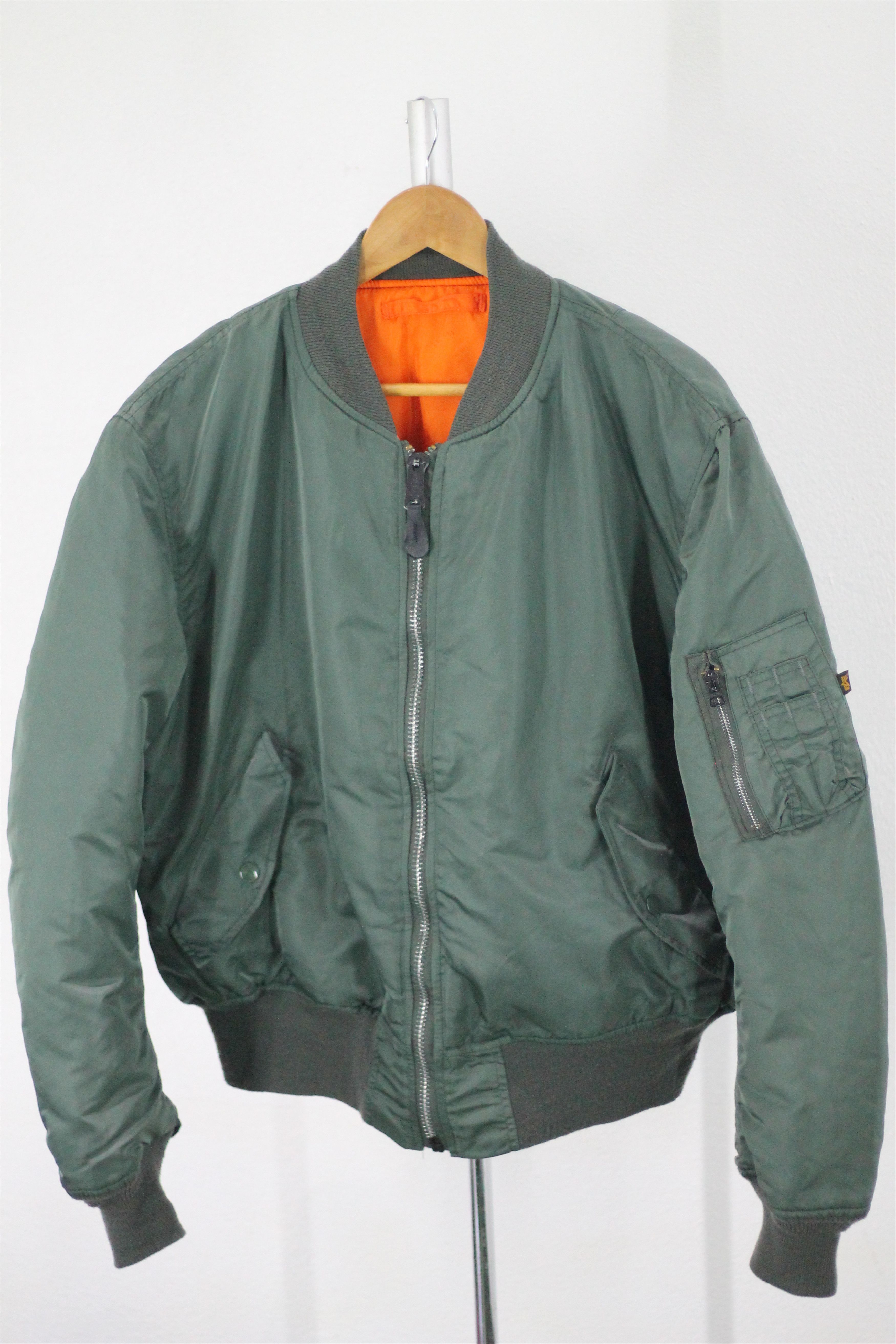 Alpha Industries Vintage ALPHA INDUSTRIES Reversible Bomber Jacket. Size US XL / EU 56 / 4 - 3 Thumbnail