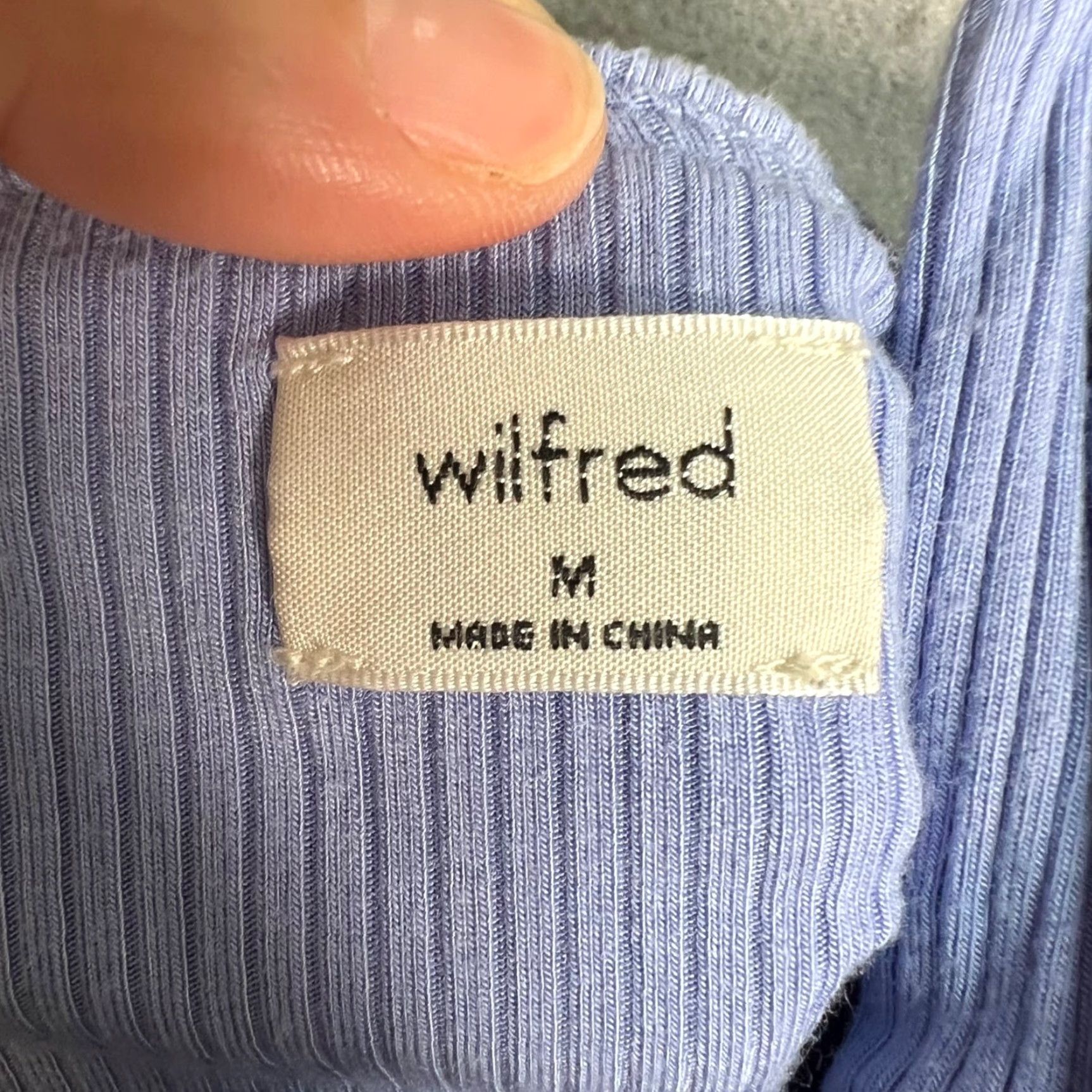 Vintage Wilfred Womens Halter Top Blue Ribbed Tencel Elastane Sleeveless Knit Size M Adult Casual Summer 90s? (But avoid adding decade unless present) Size M / US 6-8 / IT 42-44 - 3 Thumbnail