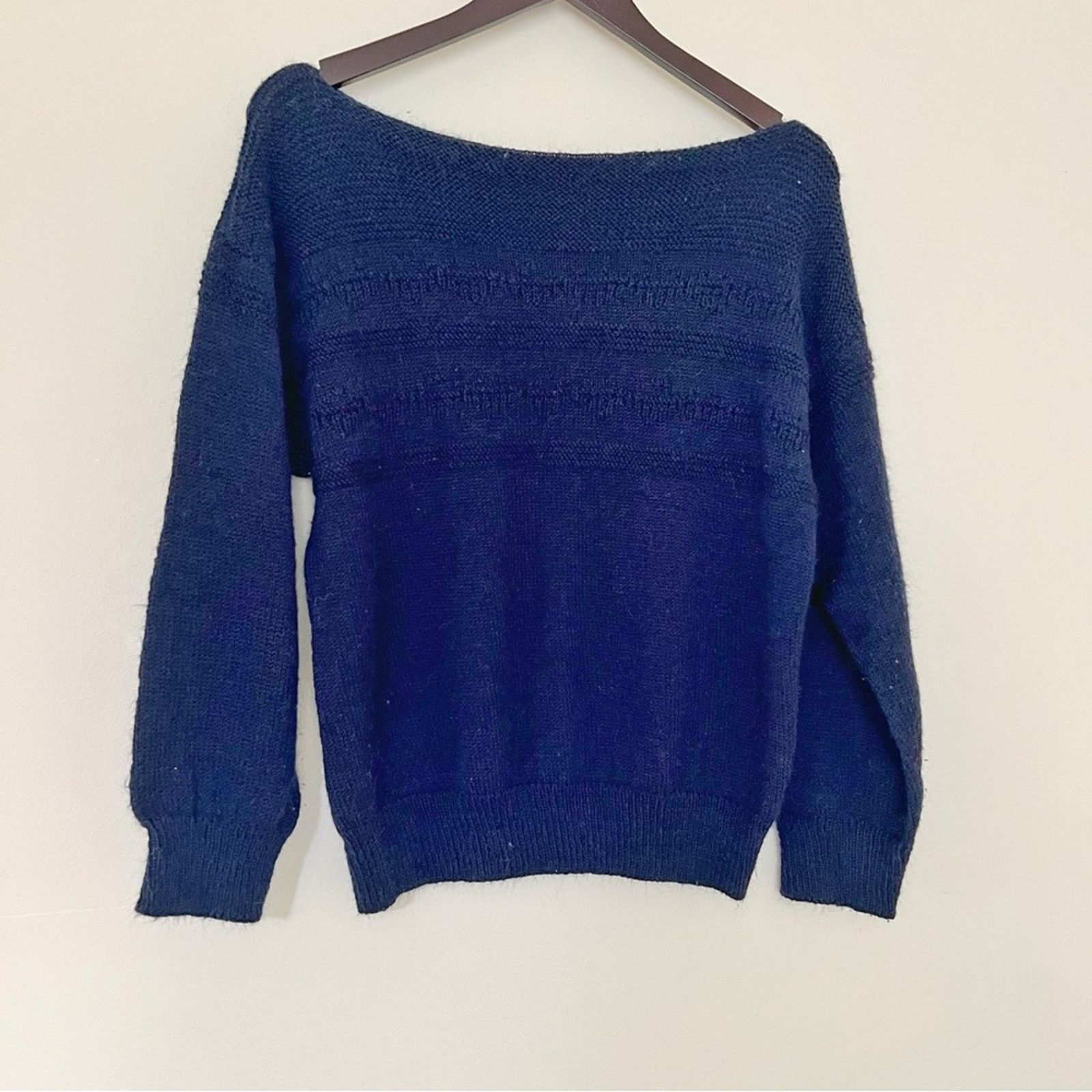 Vintage Hand Knit Wool Blend Navy Blue Sweater Size M / US 6-8 / IT 42-44 - 1 Thumbnail