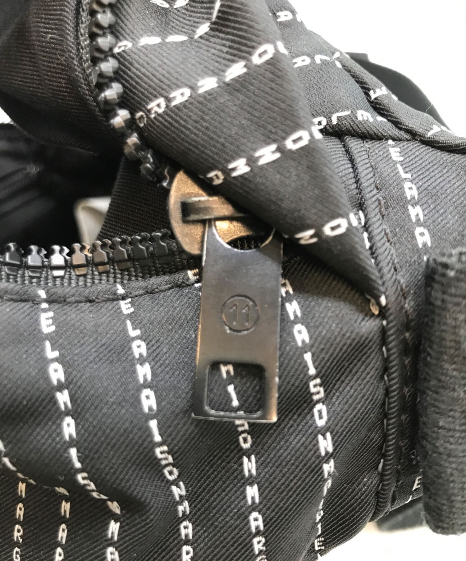 Balenciaga 22fw Runway Trash Pouch