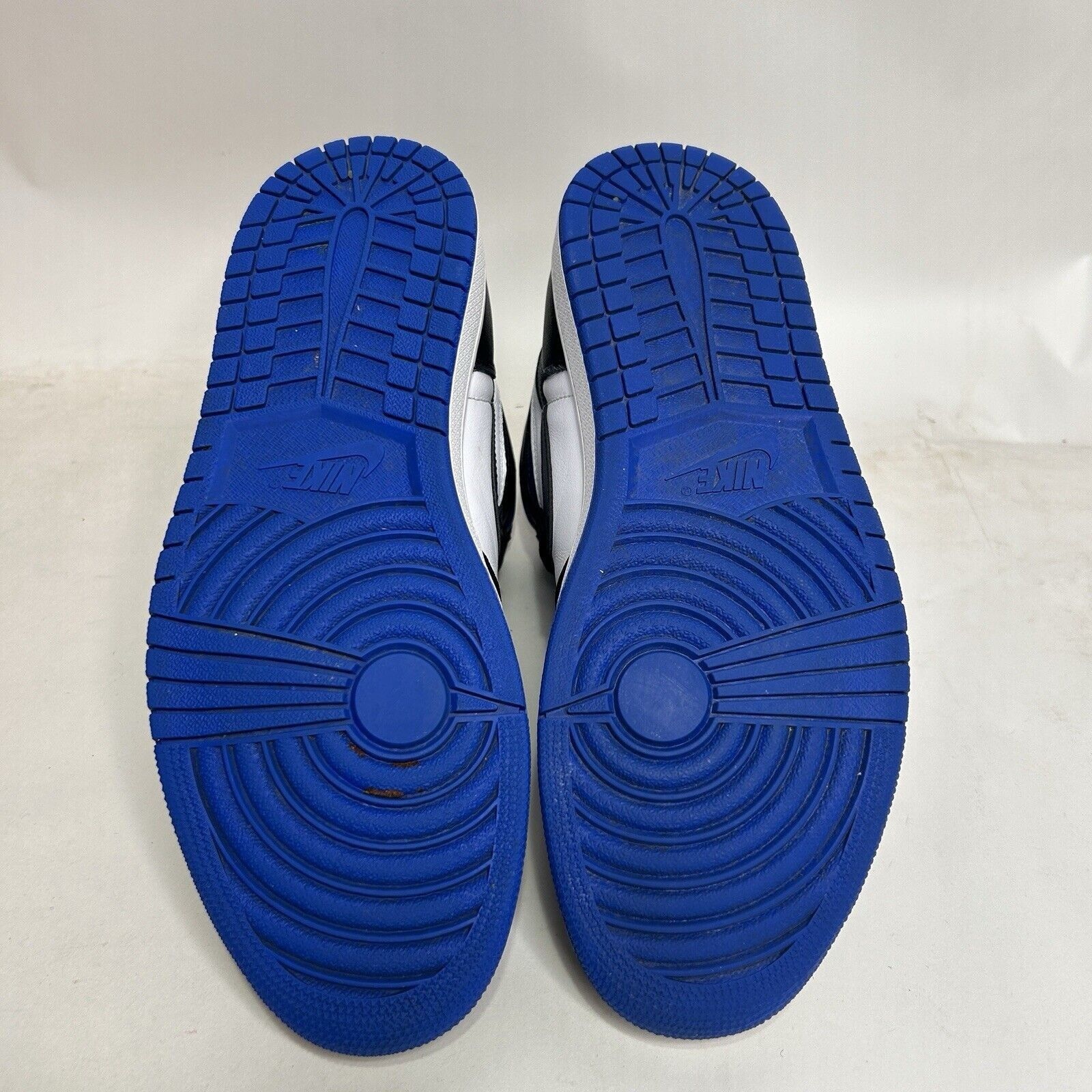 Jordan Brand Nike Shoes Air Jordan 1 Retro High OG “Royal Toe” 555088-041 Size US 11 / EU 44 - 7 Thumbnail