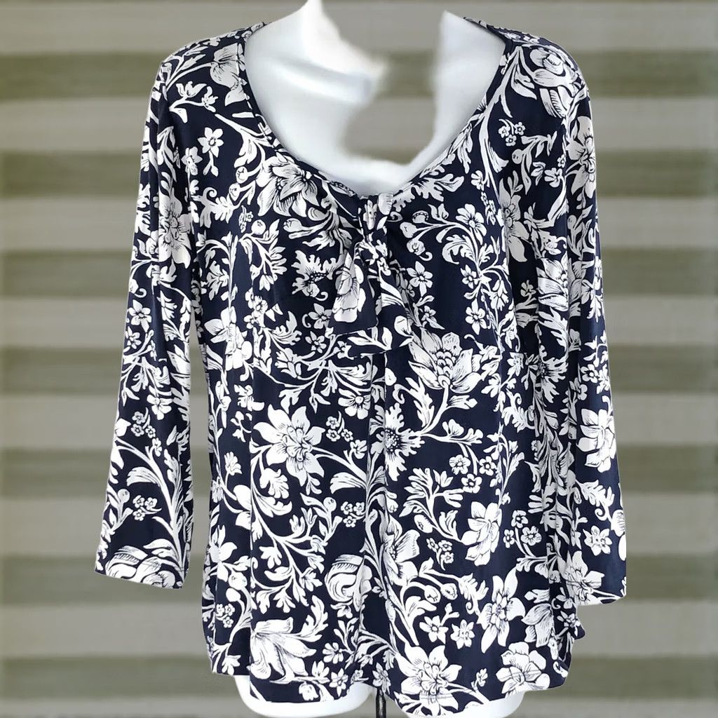 Vintage White Stag Tie Scoop Neck Blouse Top L Blue Floral 3/4 Sleeve Stretch Bohemian Hippie Casual Workwear Women Regular Size L / US 10 / IT 46 - 1 Thumbnail