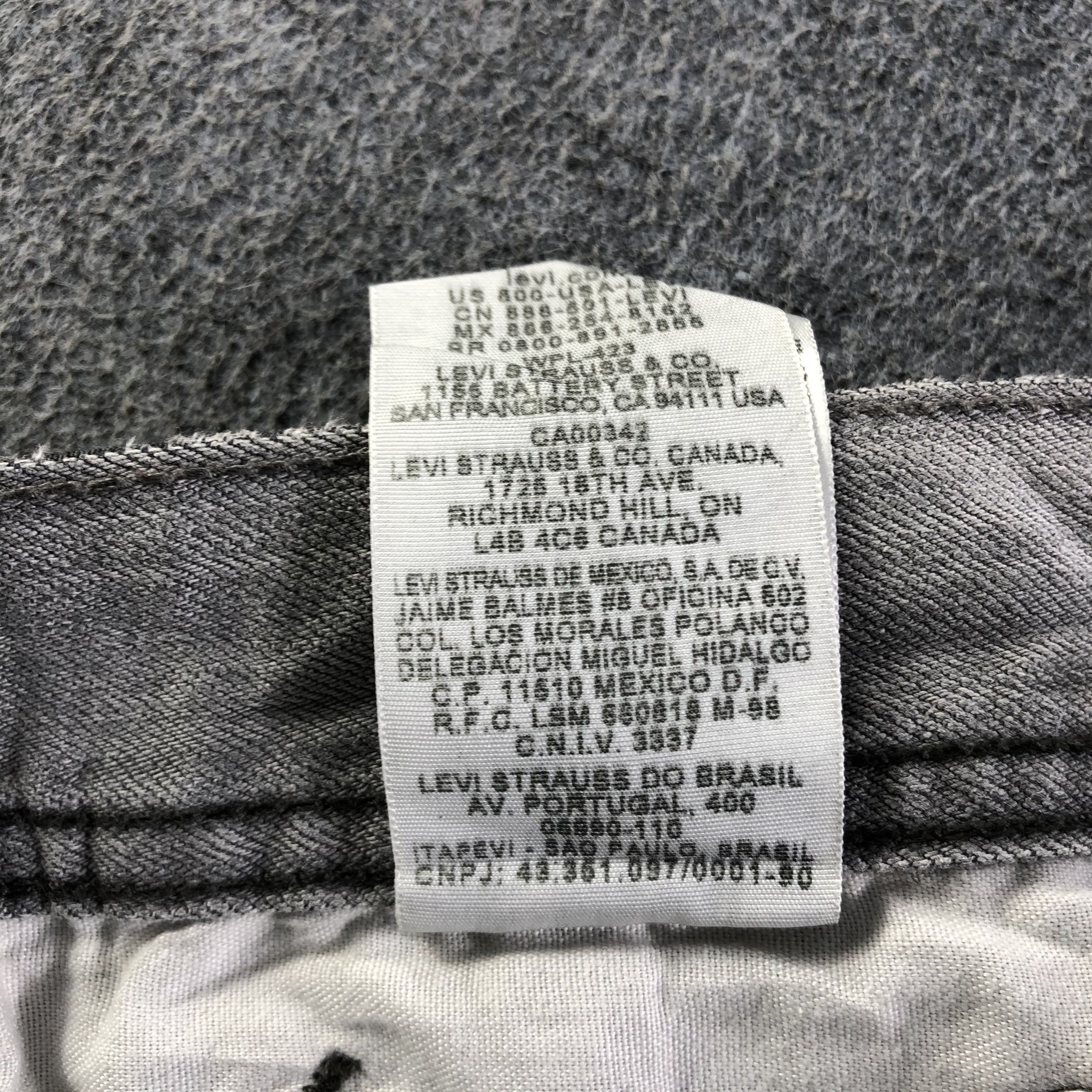 Levi's Vintage Levis 511 Jeans-J4354 Size US 35 - 11 Thumbnail