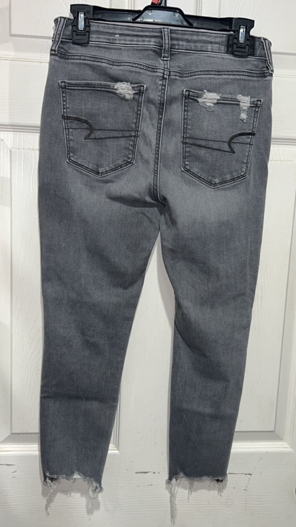 American Eagle Outfitters Women's American Eagle Gray Distressed Skinny Jeans Size 8 Size 30" / US 8 / IT 44 - 3 Thumbnail